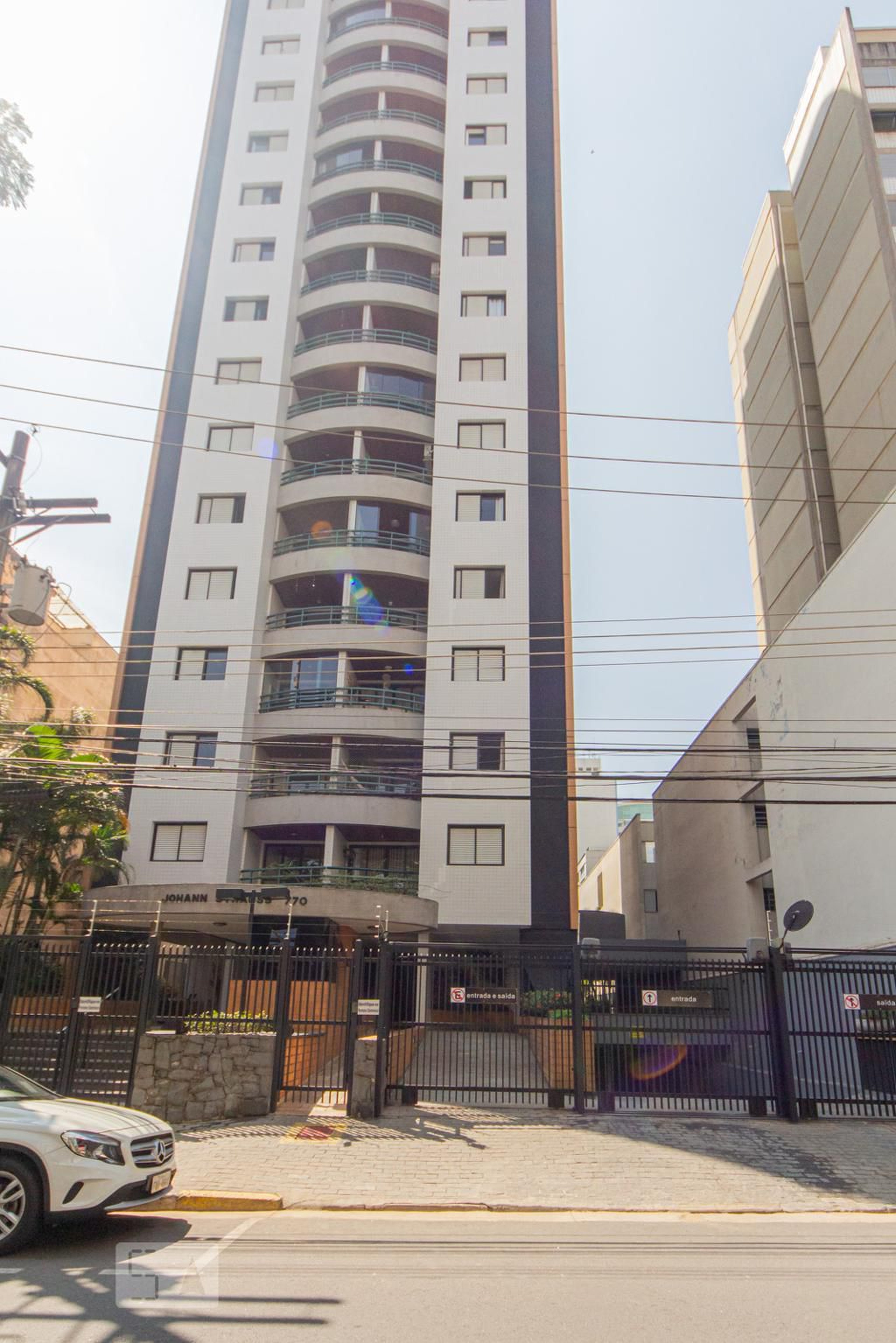 Fachada do Prédio Condomínio Johann Strauss