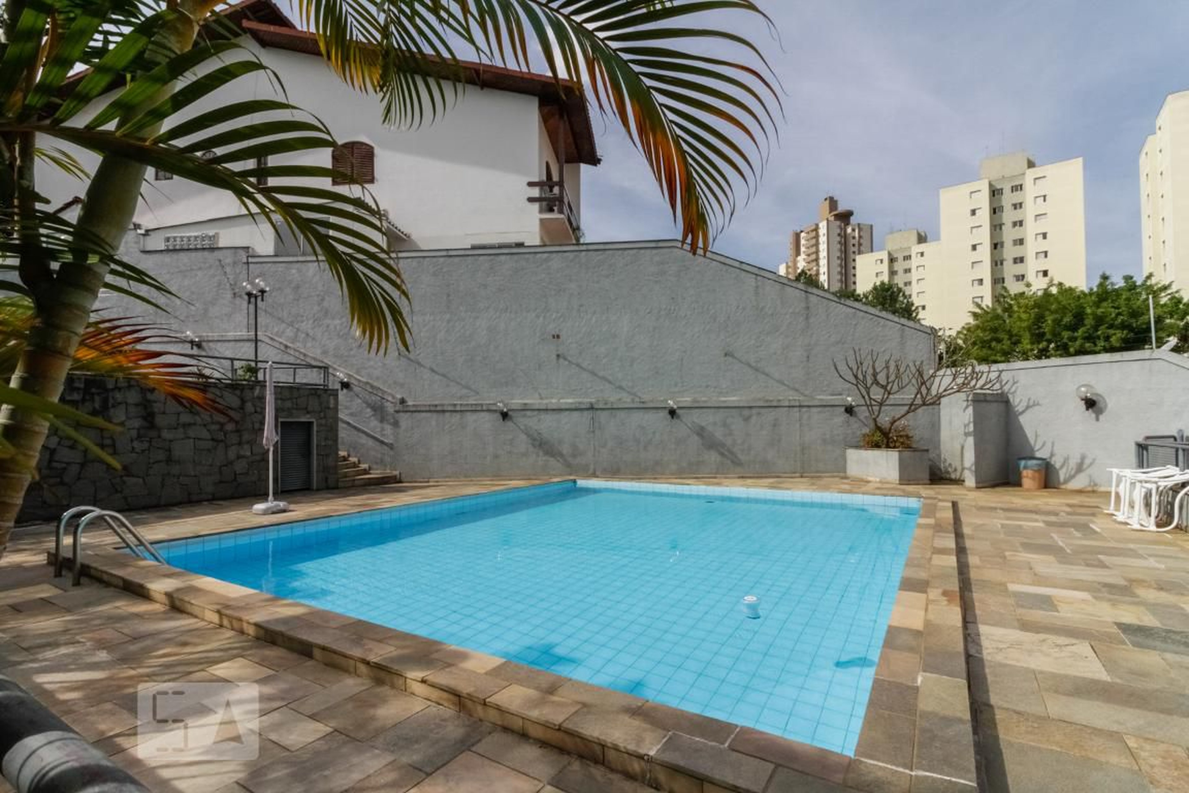 Piscina - Residencial Miro
