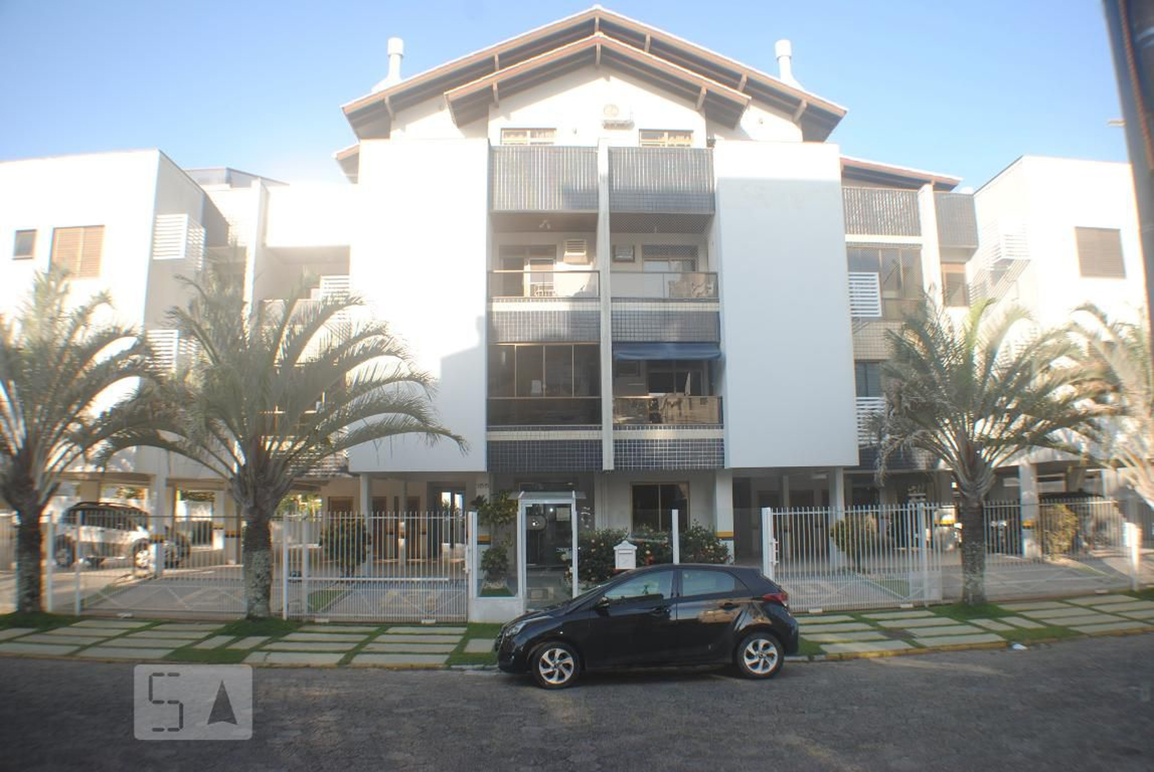 Fachada Condomínio em Rua dos Polvos - Jurerê, Florianópolis - Sc, Brasil, 185