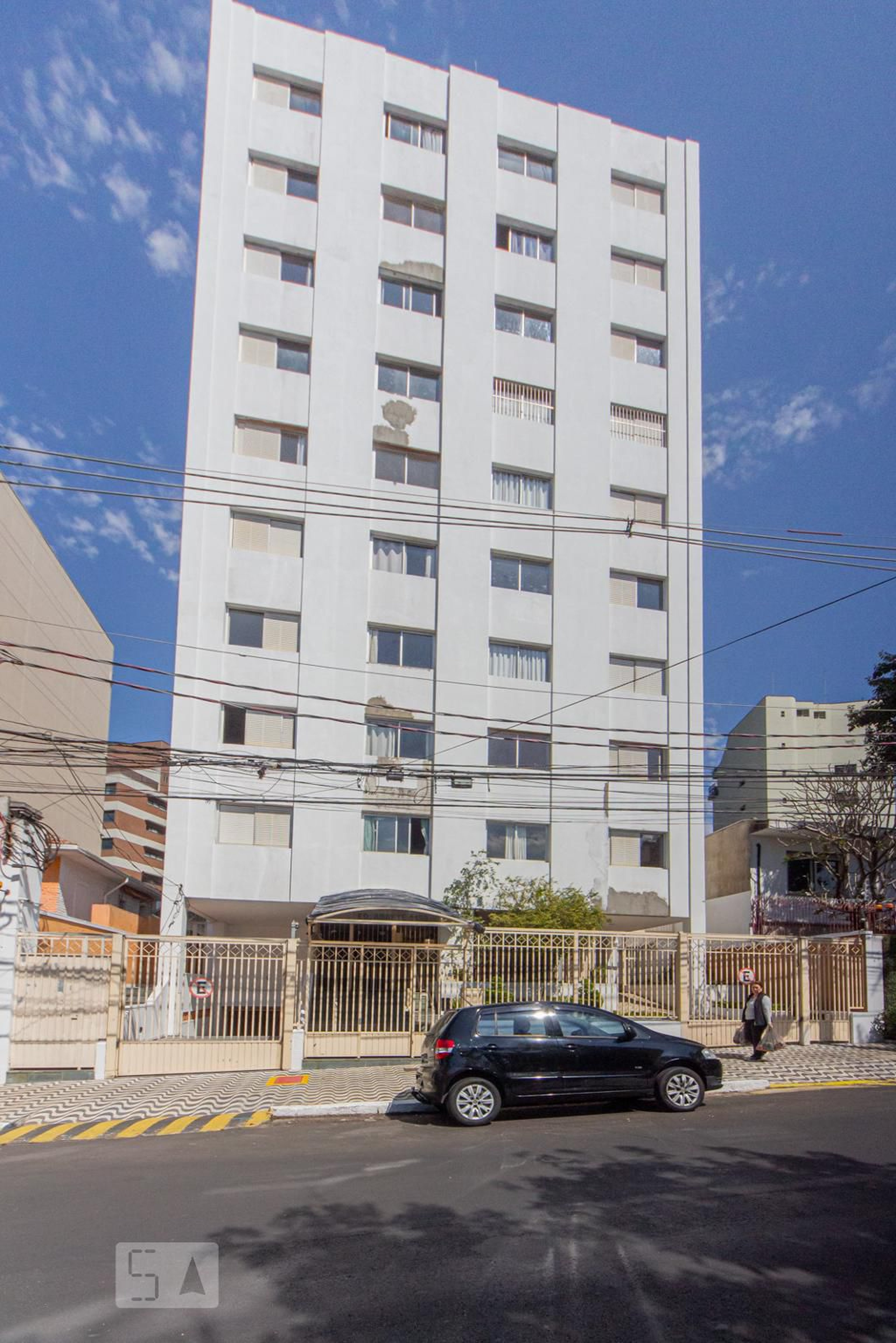 Fachada do Condomínio Condomínio Abaete