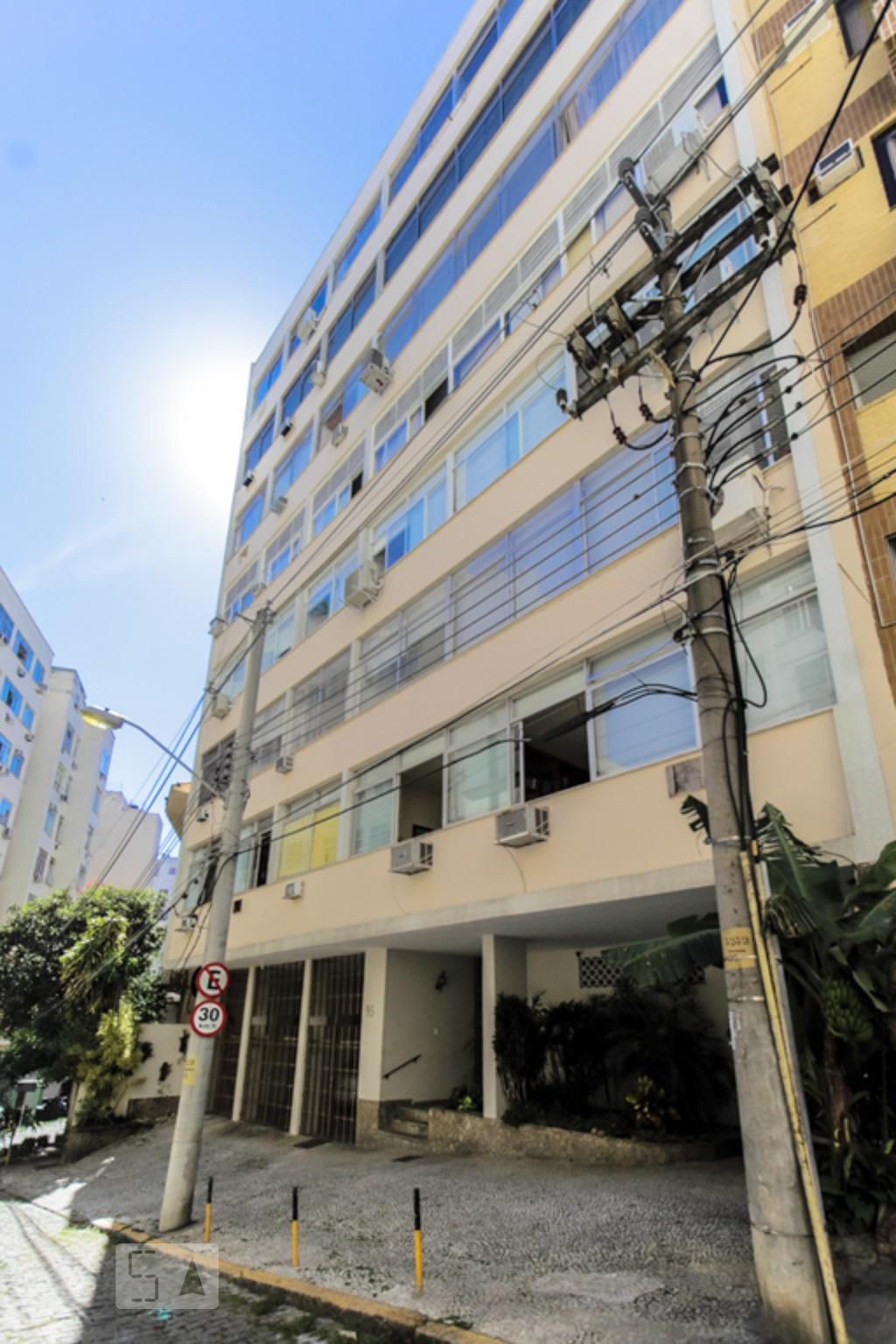 Fachada Edifício Martha Pinheiro de Lima