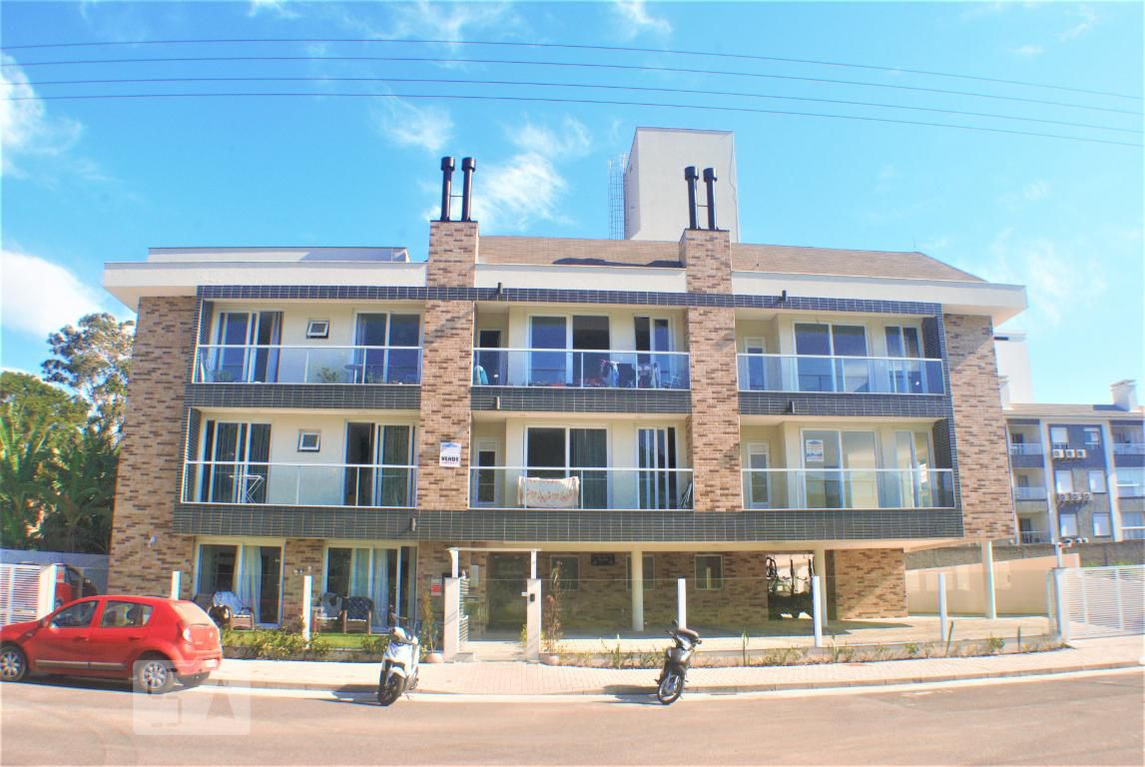 Fachada Condomínio em Rua do Ipê da Várzea, 10