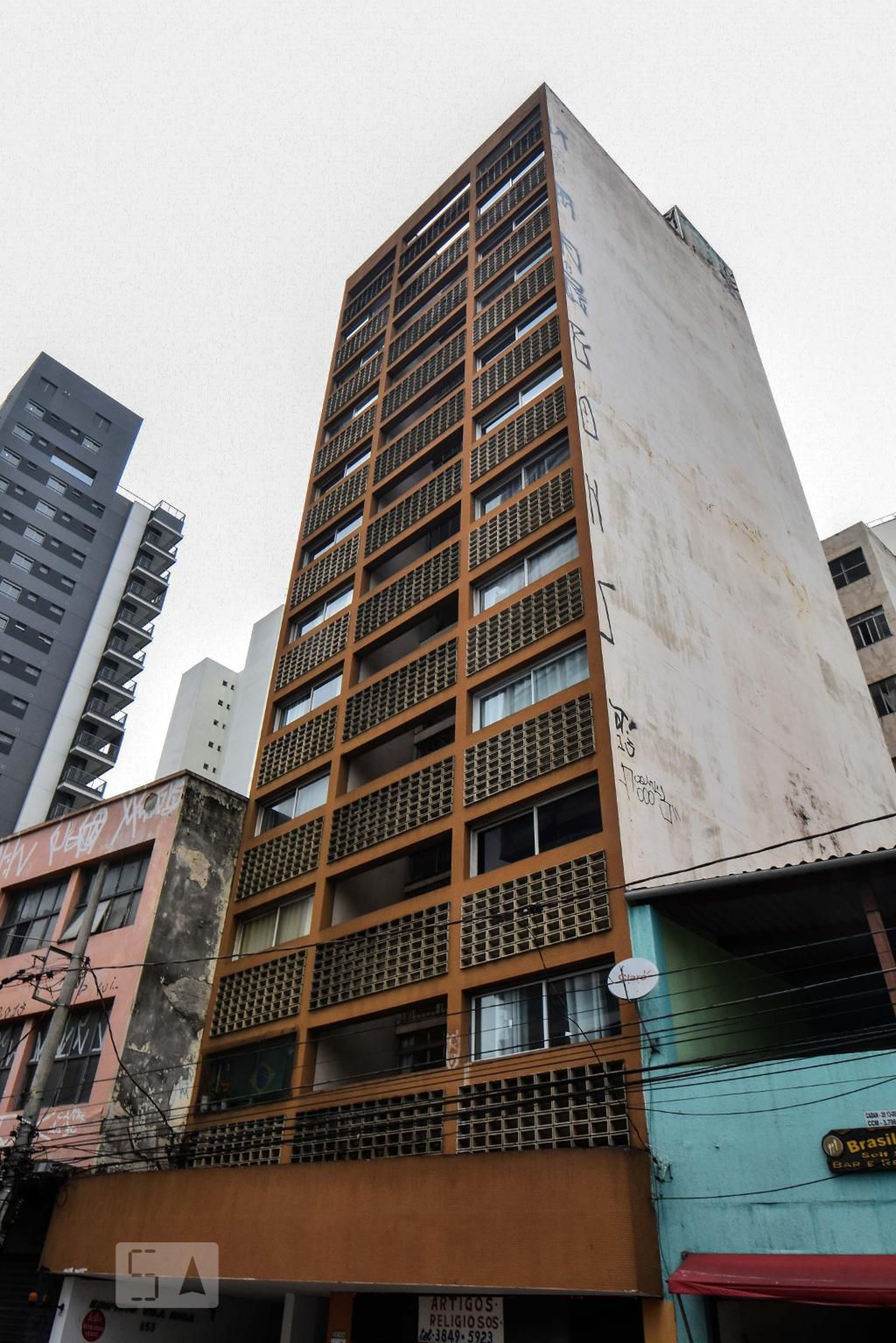 Prédio Condomínio Vila Rica