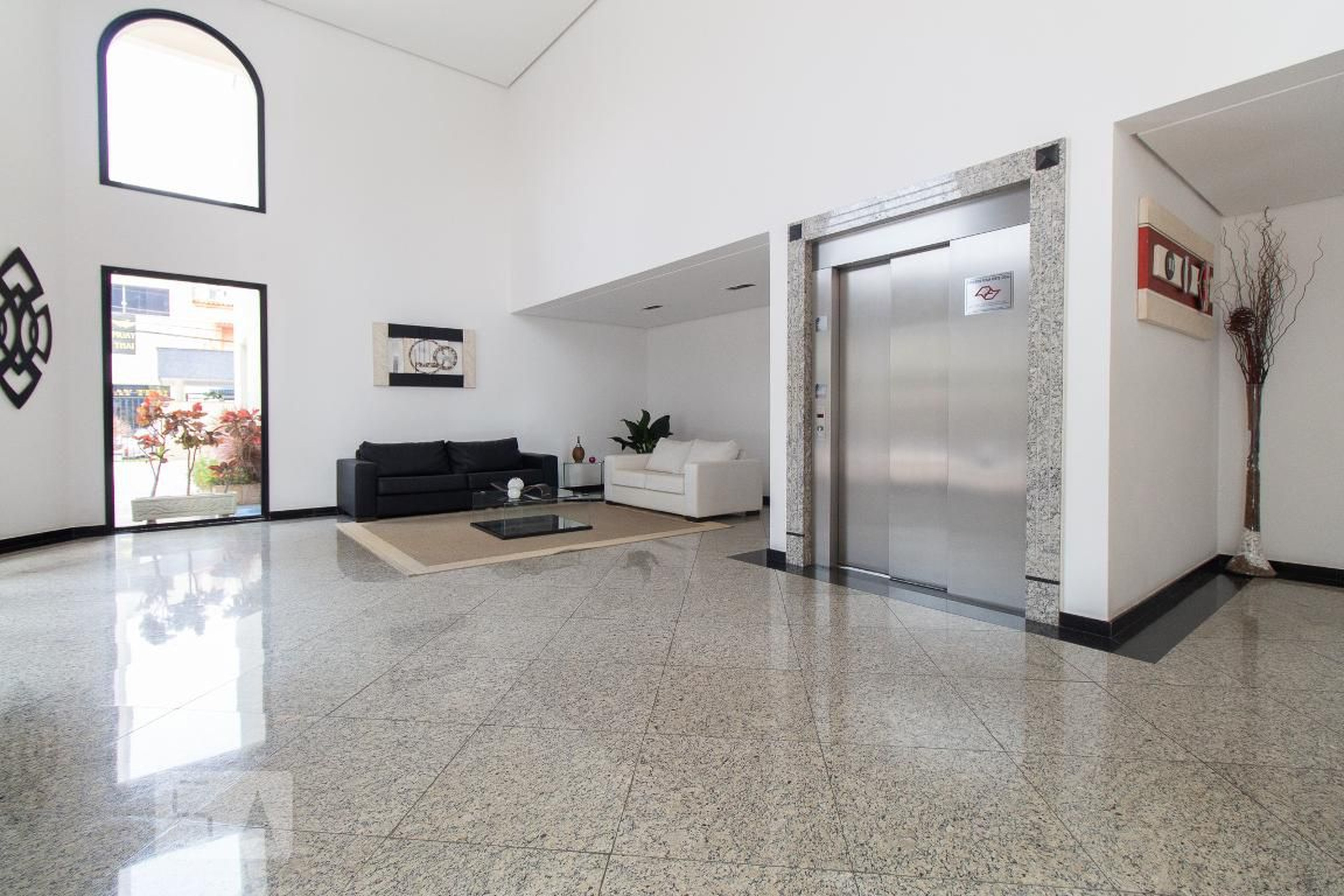 Hall social - Edifício Residencial Ilha Faial