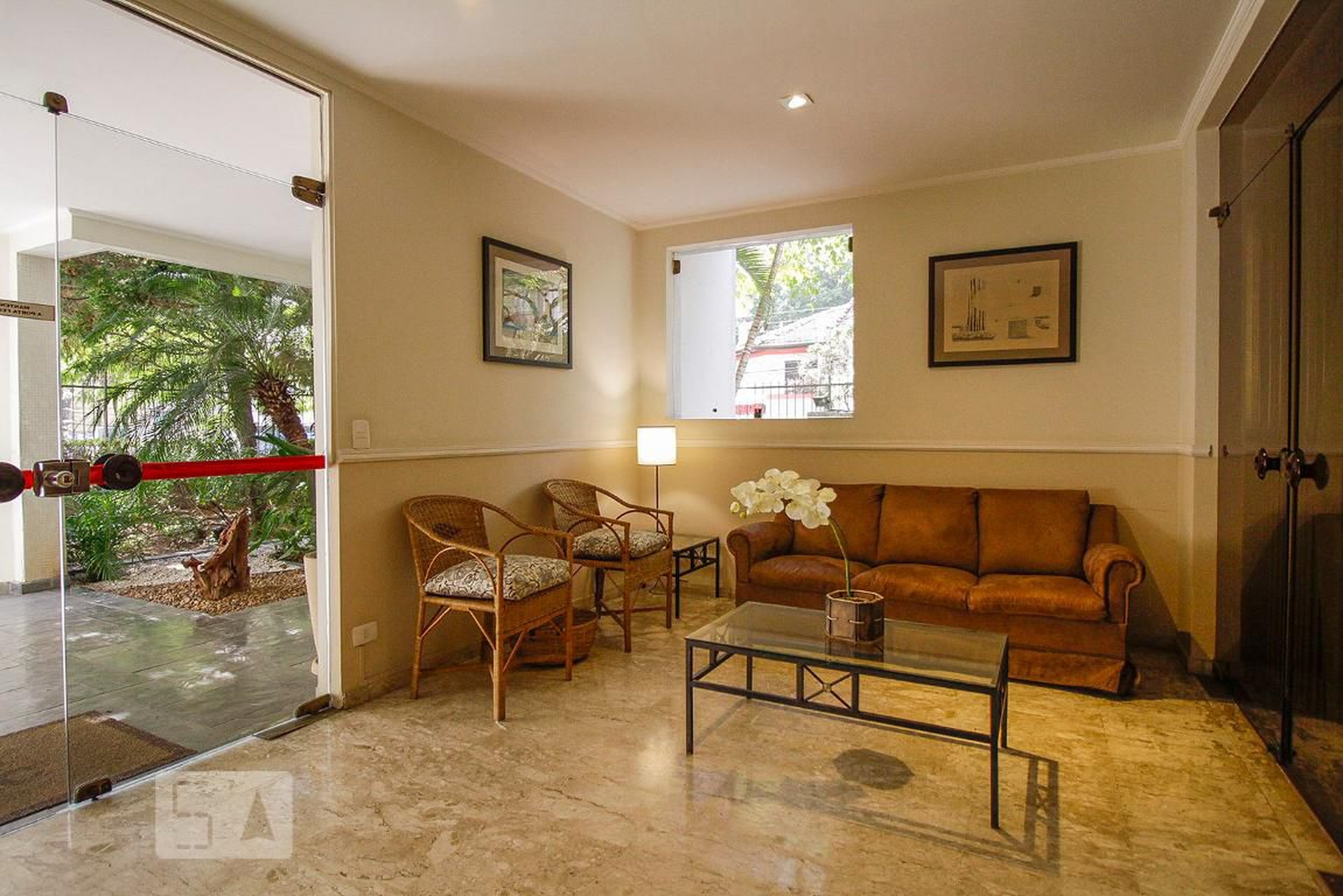 Hall  Social - Quebec