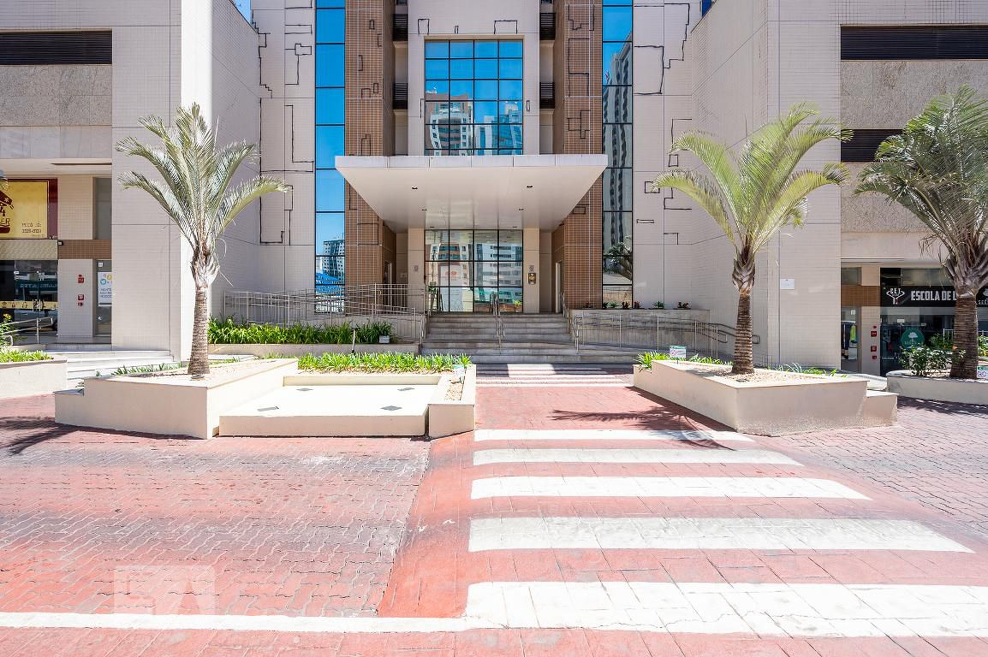 Fachada Condomínio Real celebration