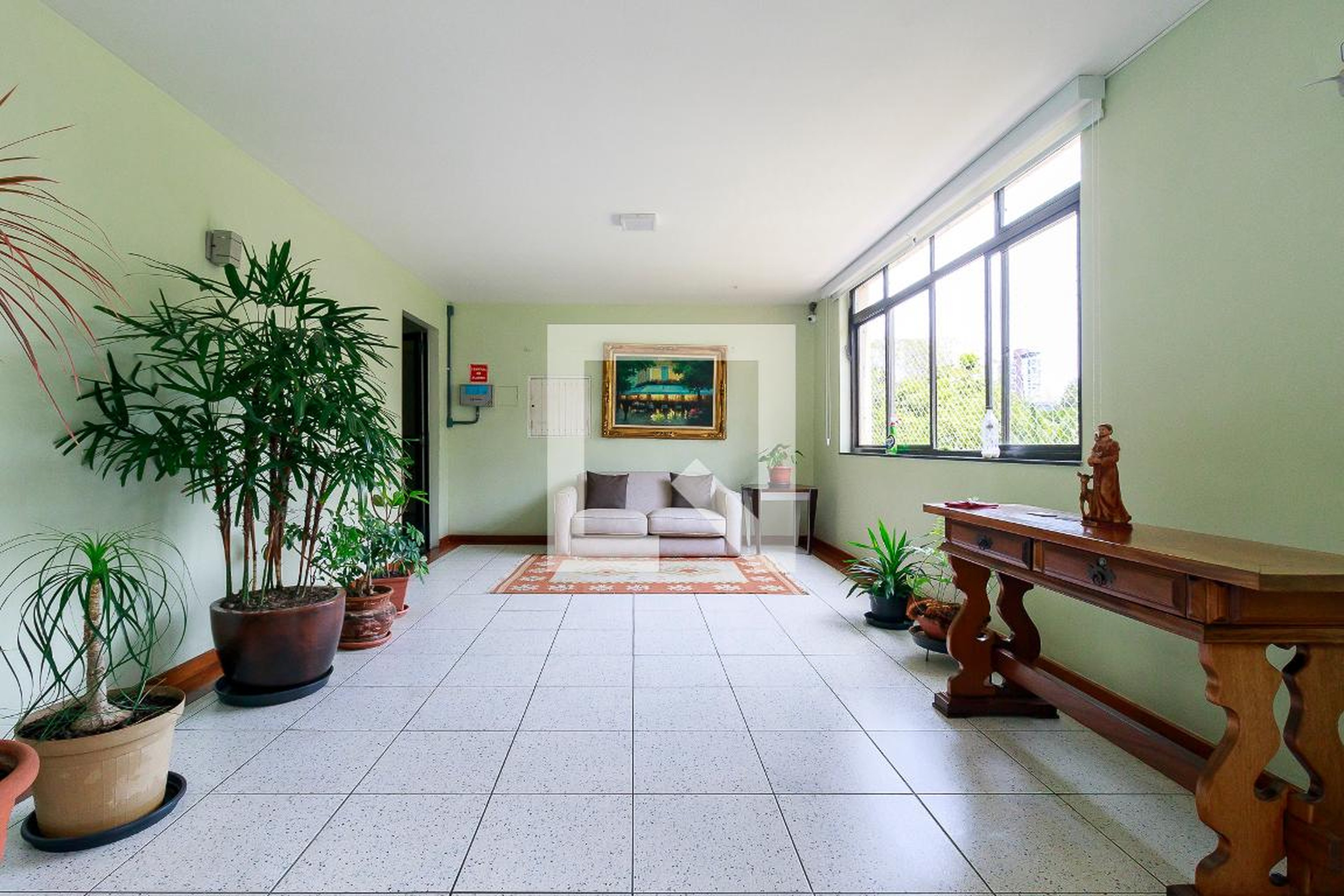 Hall Social - Eneida