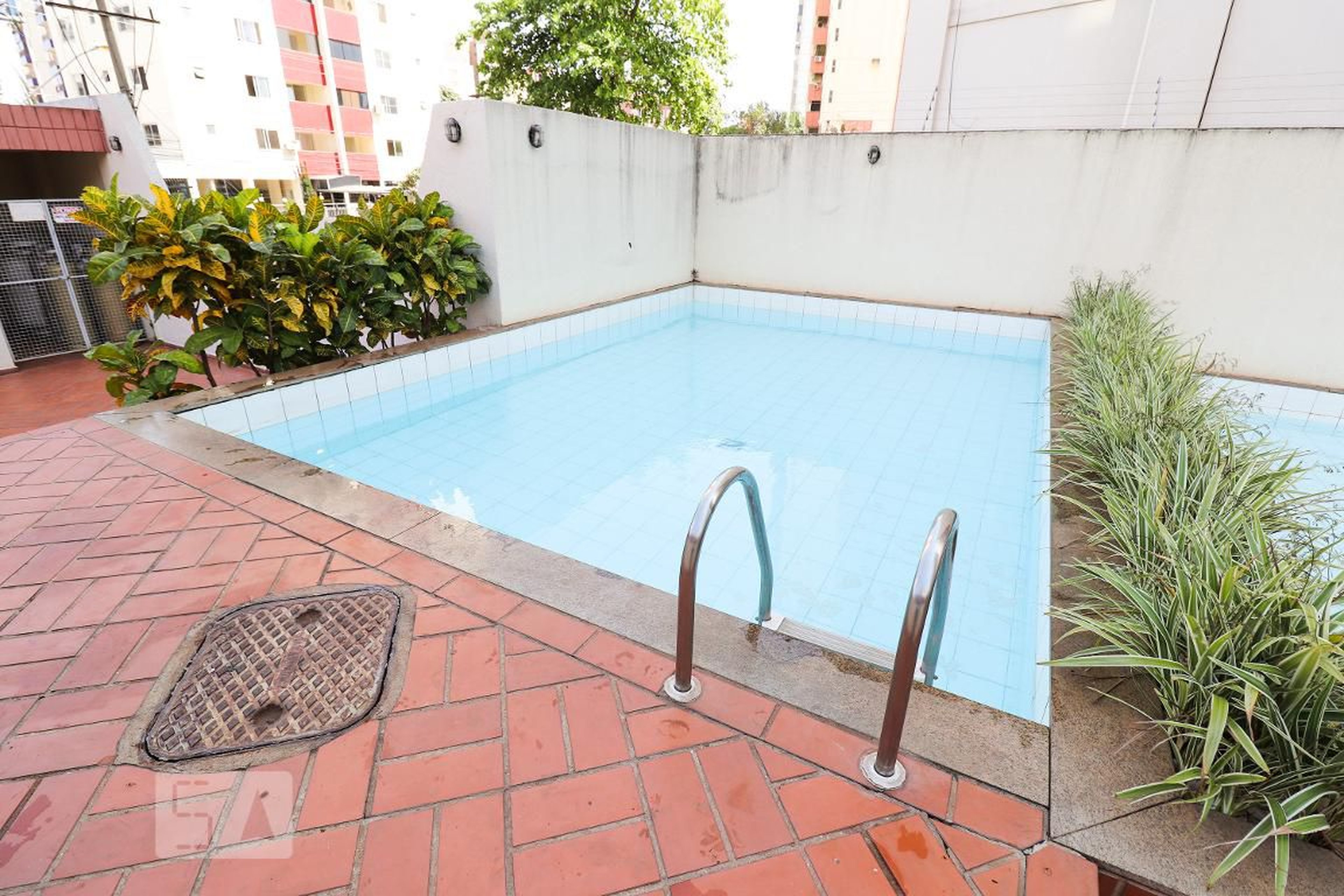 Piscina - Edifício Friburgo