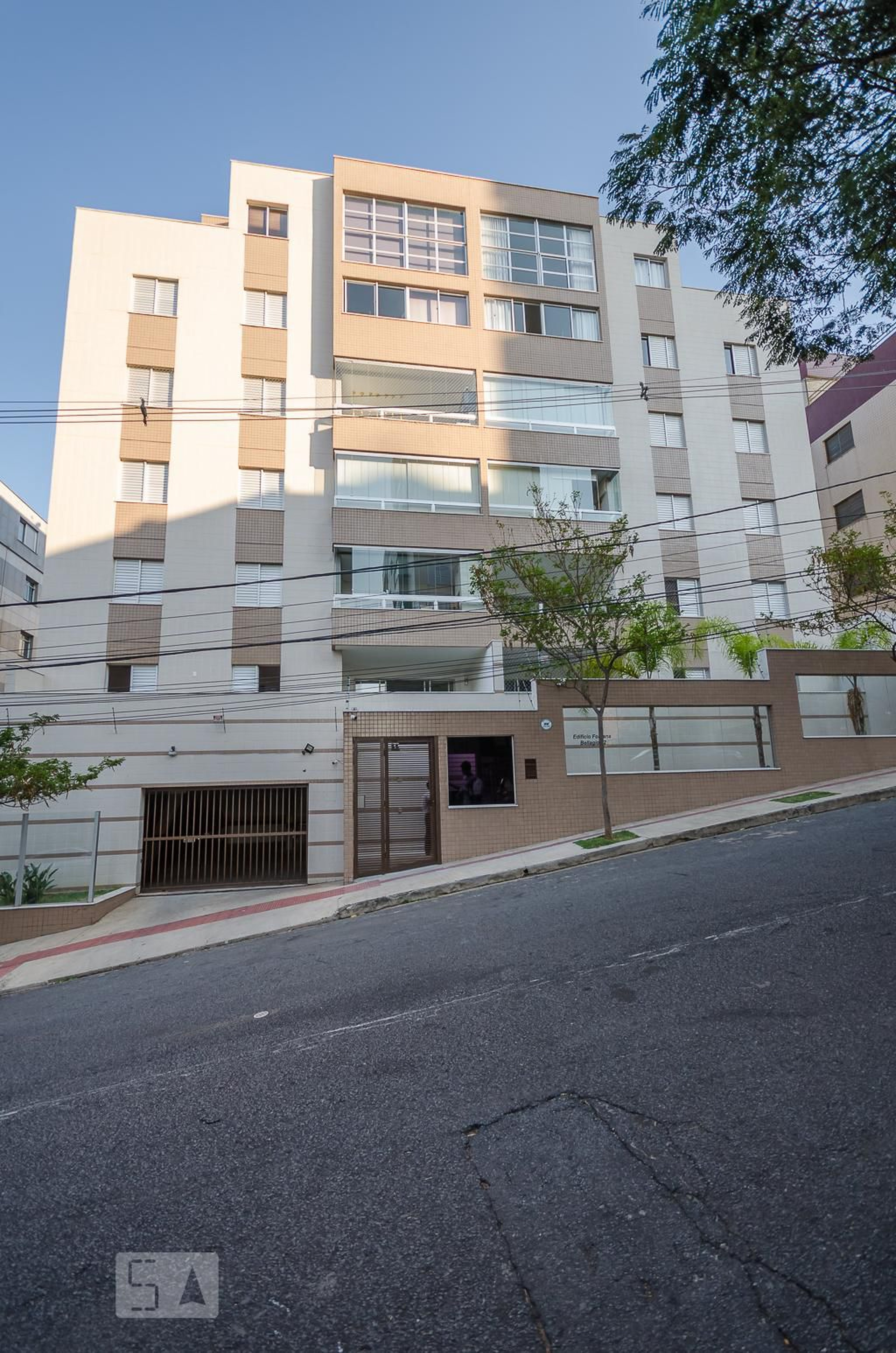 Fachada Condomínio em Rua Jandiatuba, 52