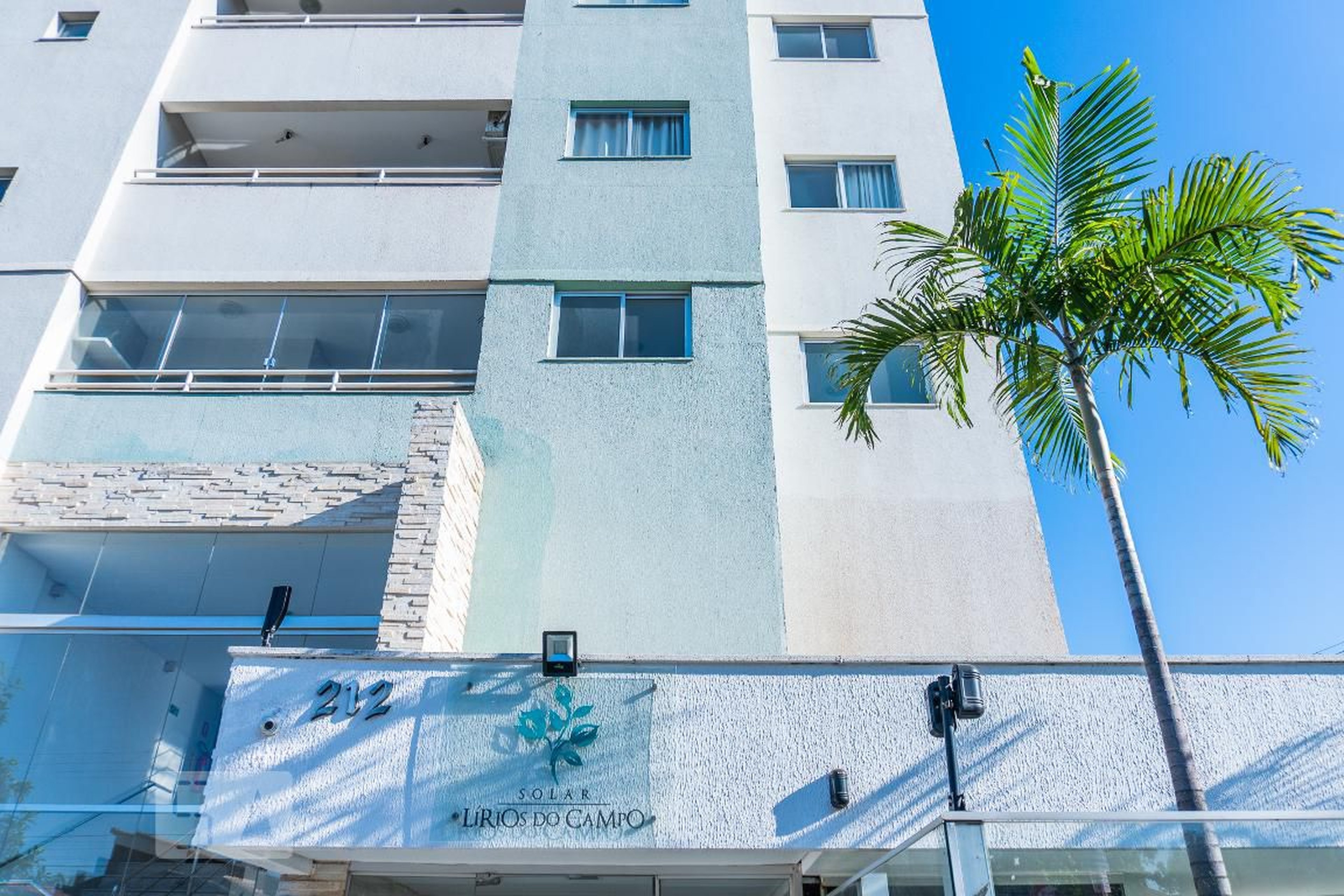 Fachada Condomínio Solar Lírios do Campo
