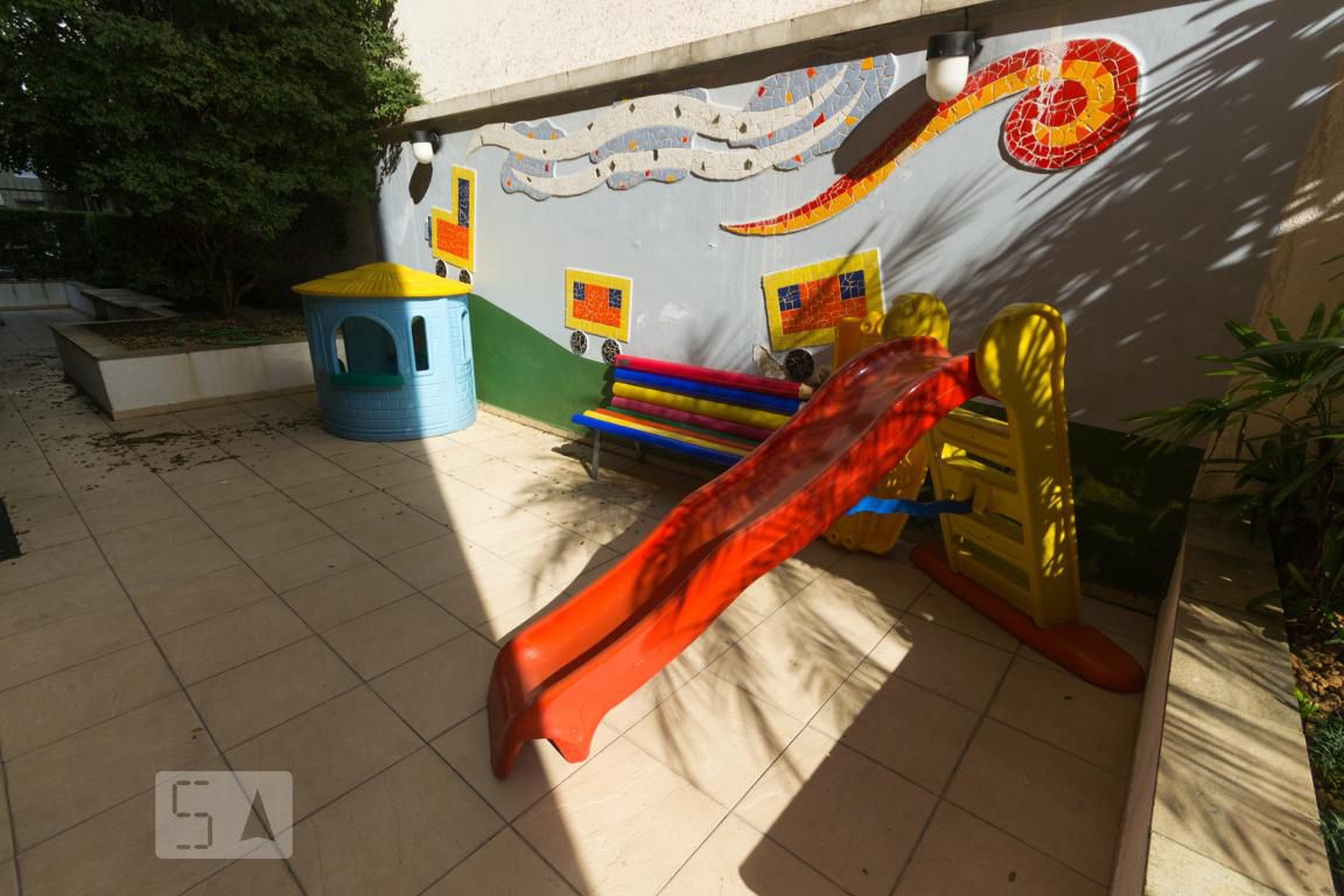 Playground - Edifício Residencial Napoleão