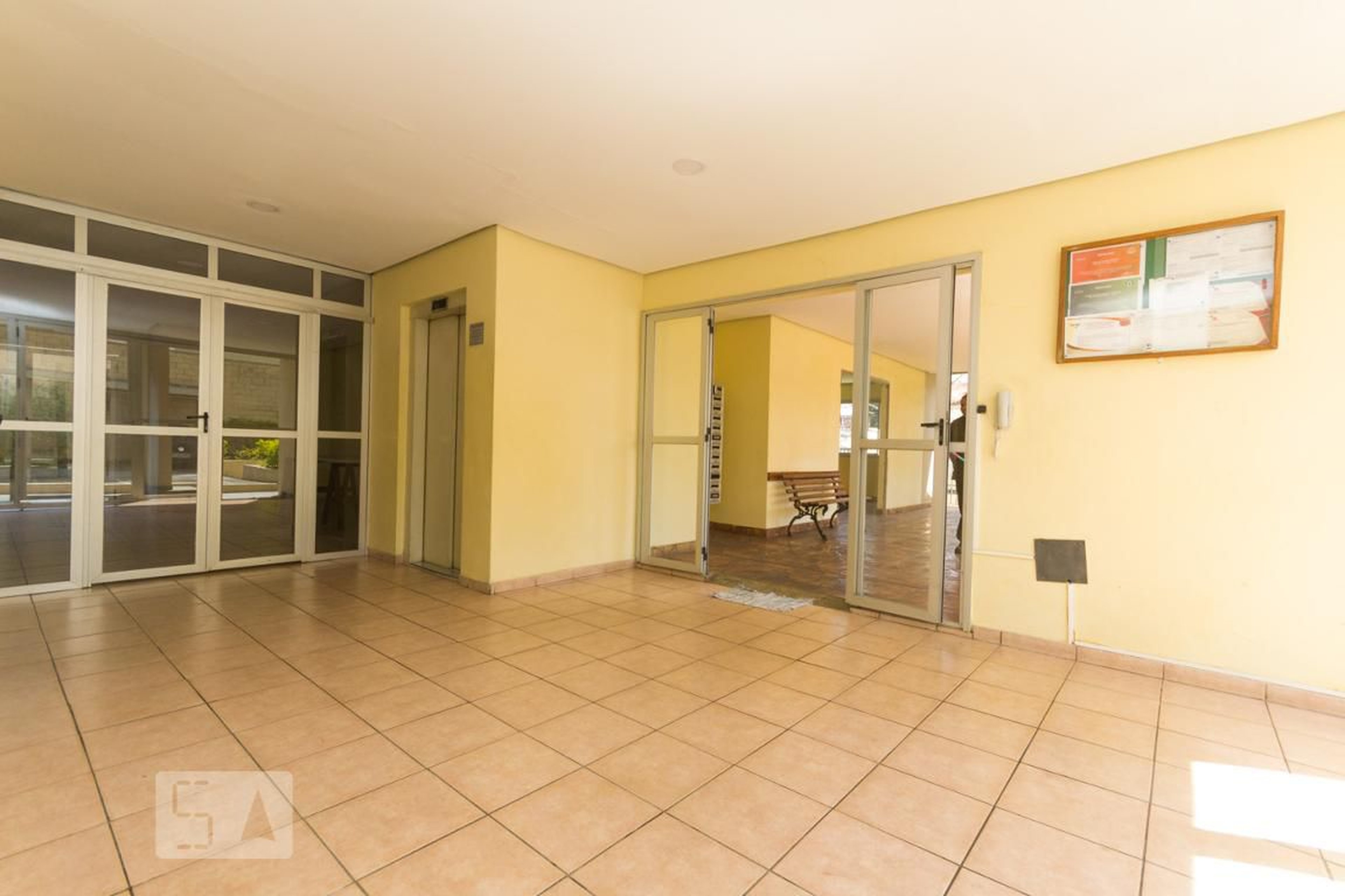 Hall - Edficio Le Corbusier