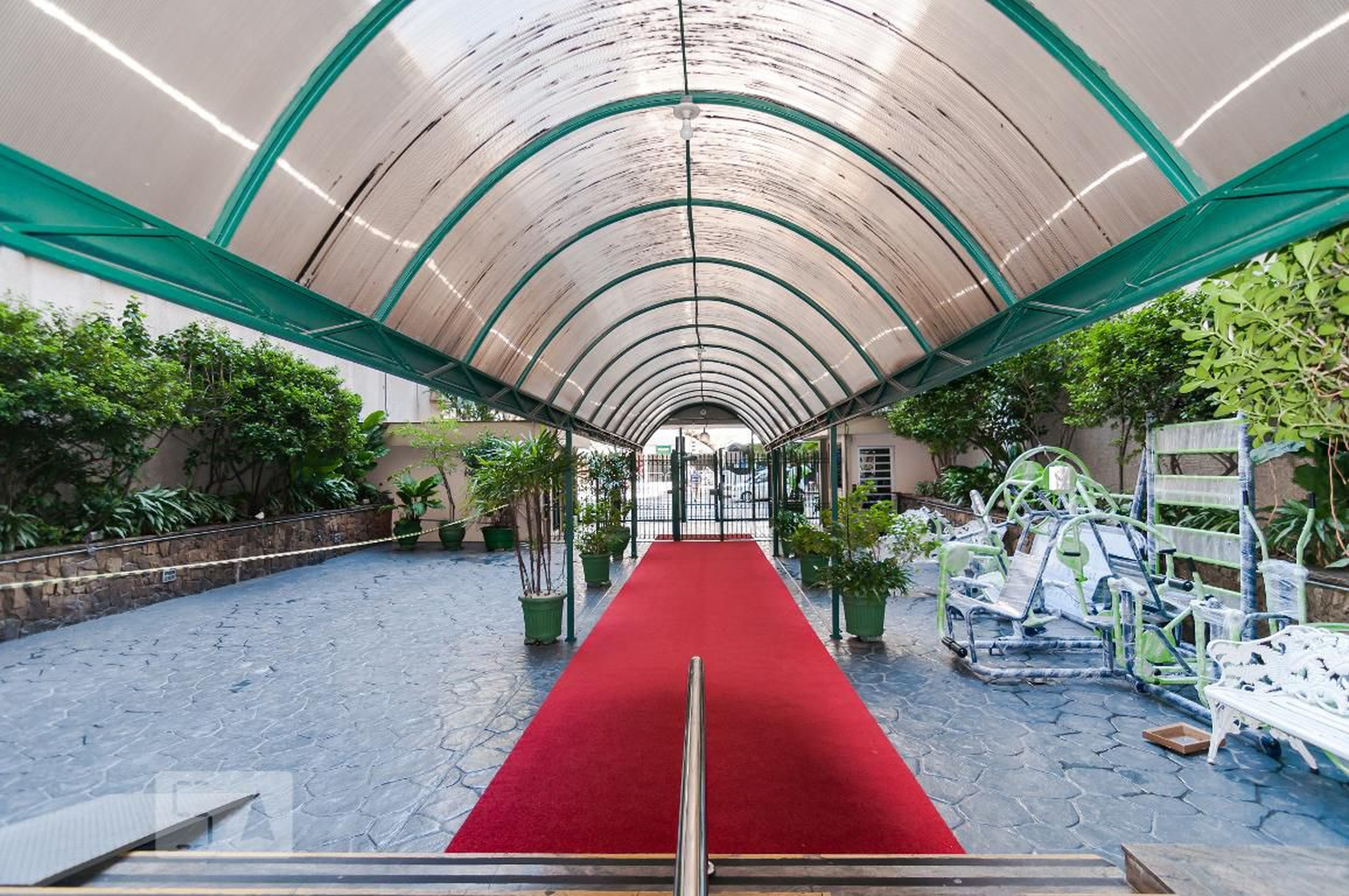 Entrada do prédio - Edifício São Luiz Plaza