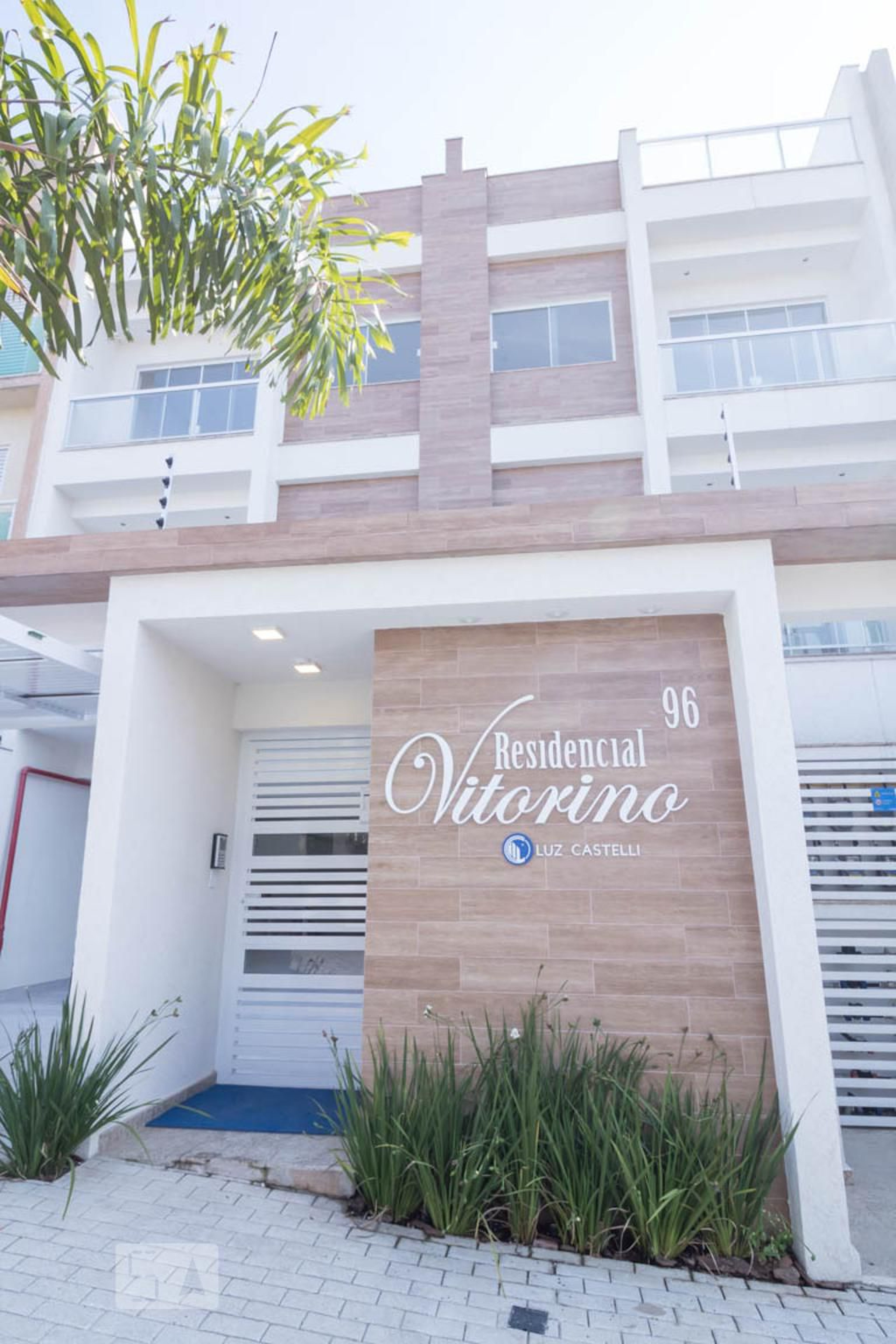 Fachada do Condomínio Residencial Vitorino