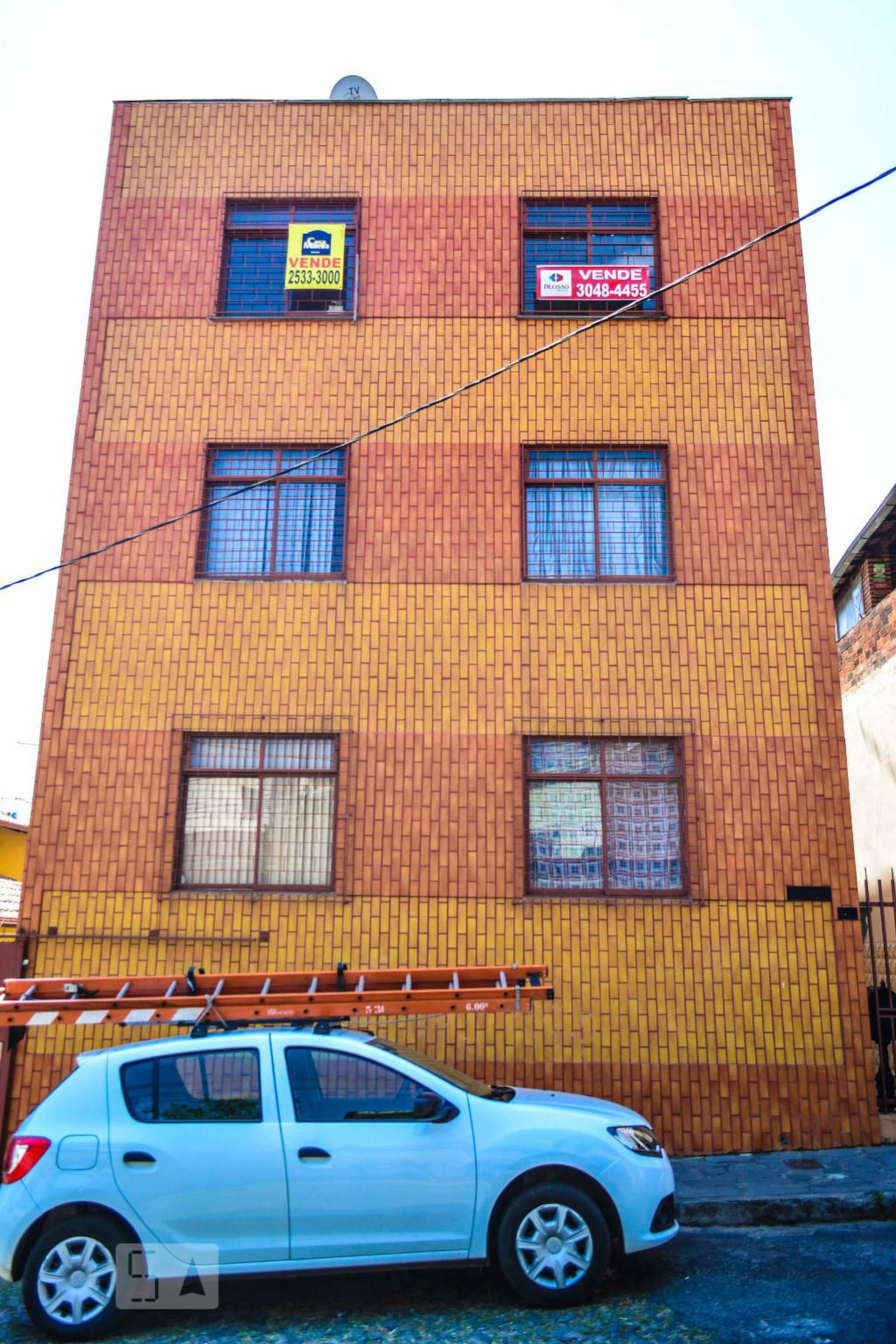Fachada Condomínio Es. Irineu de Melo