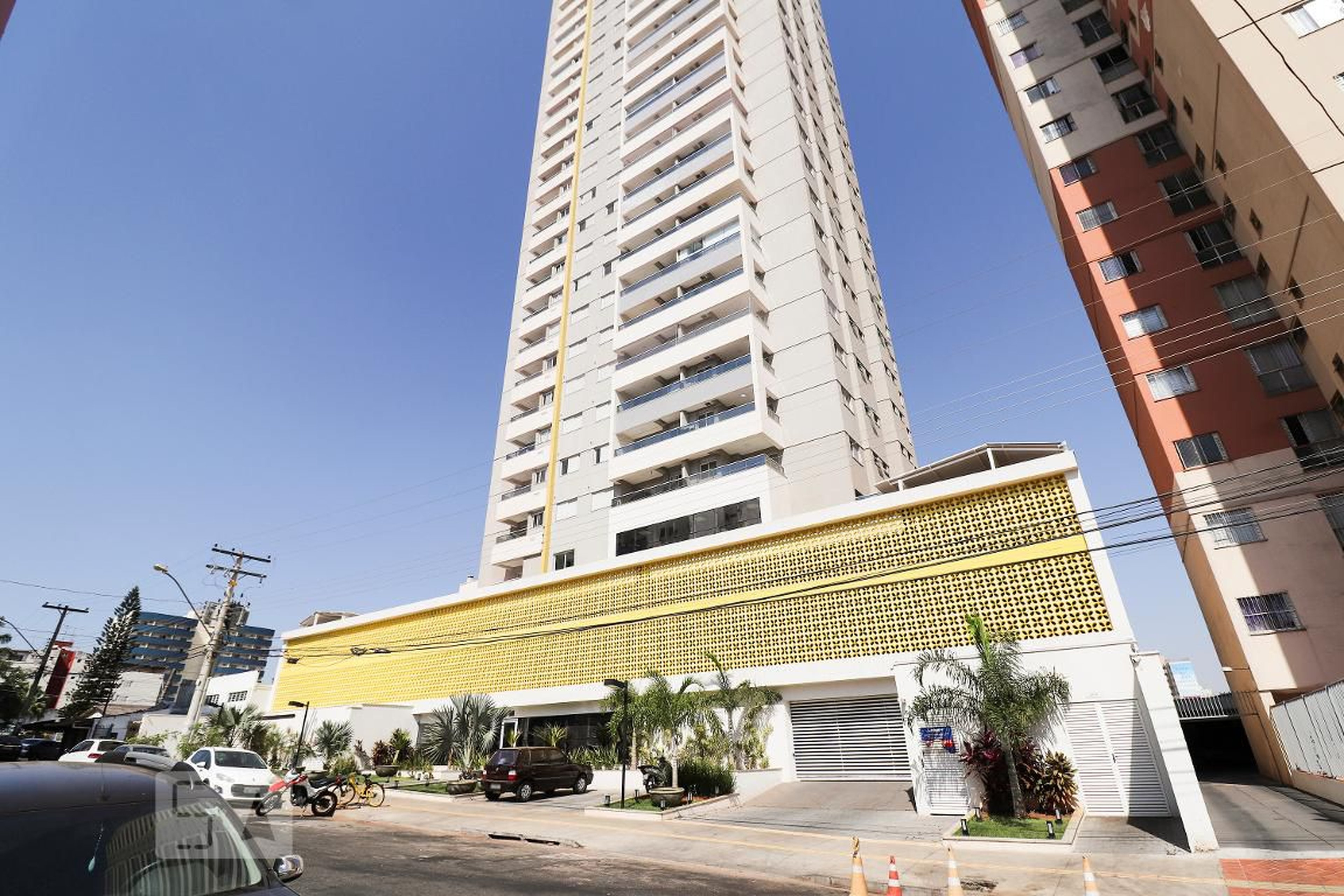 Fachada Condomínio Gran Universitário