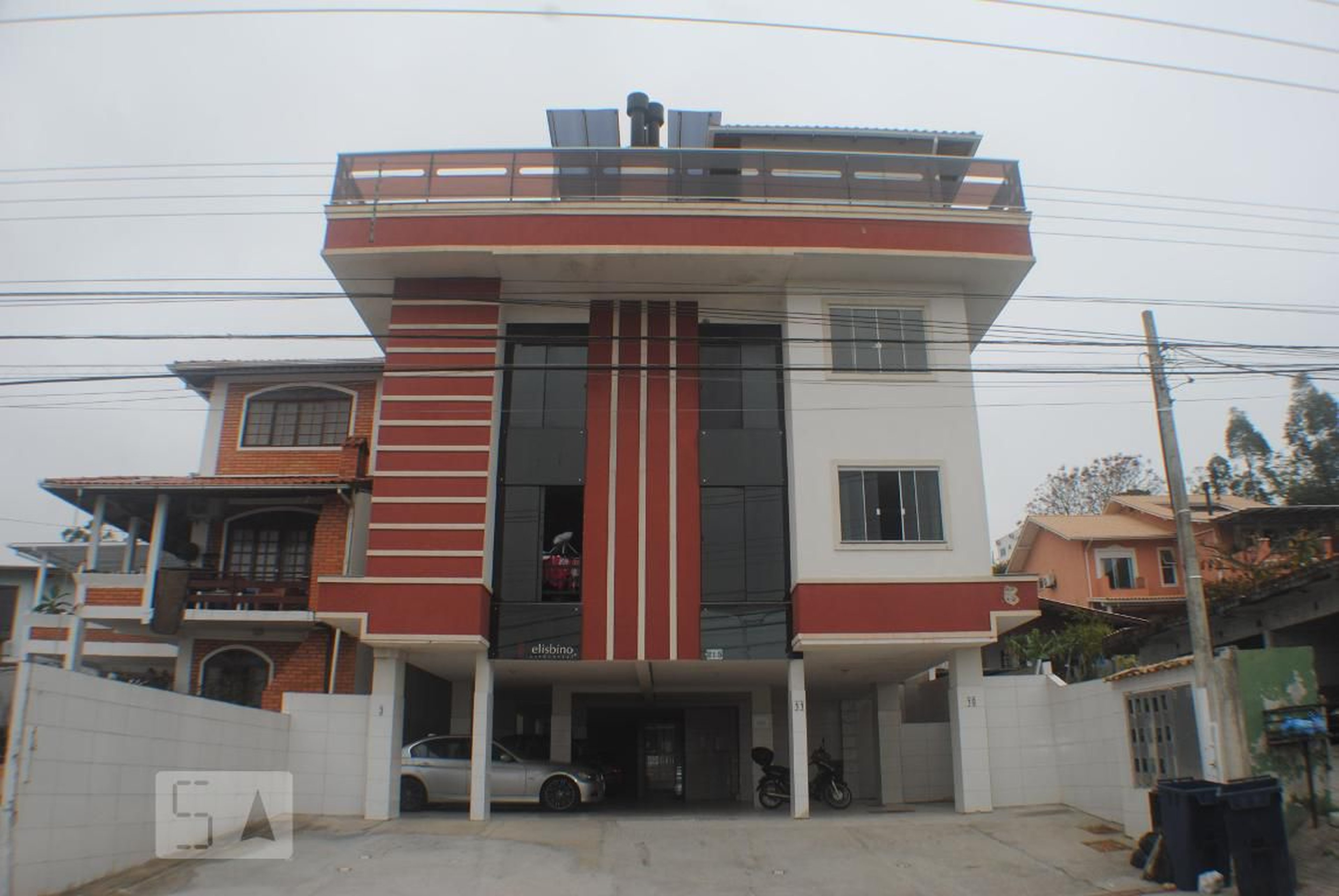 Fachada Condomínio em Servidão Arthur Luciano Garcia, 215