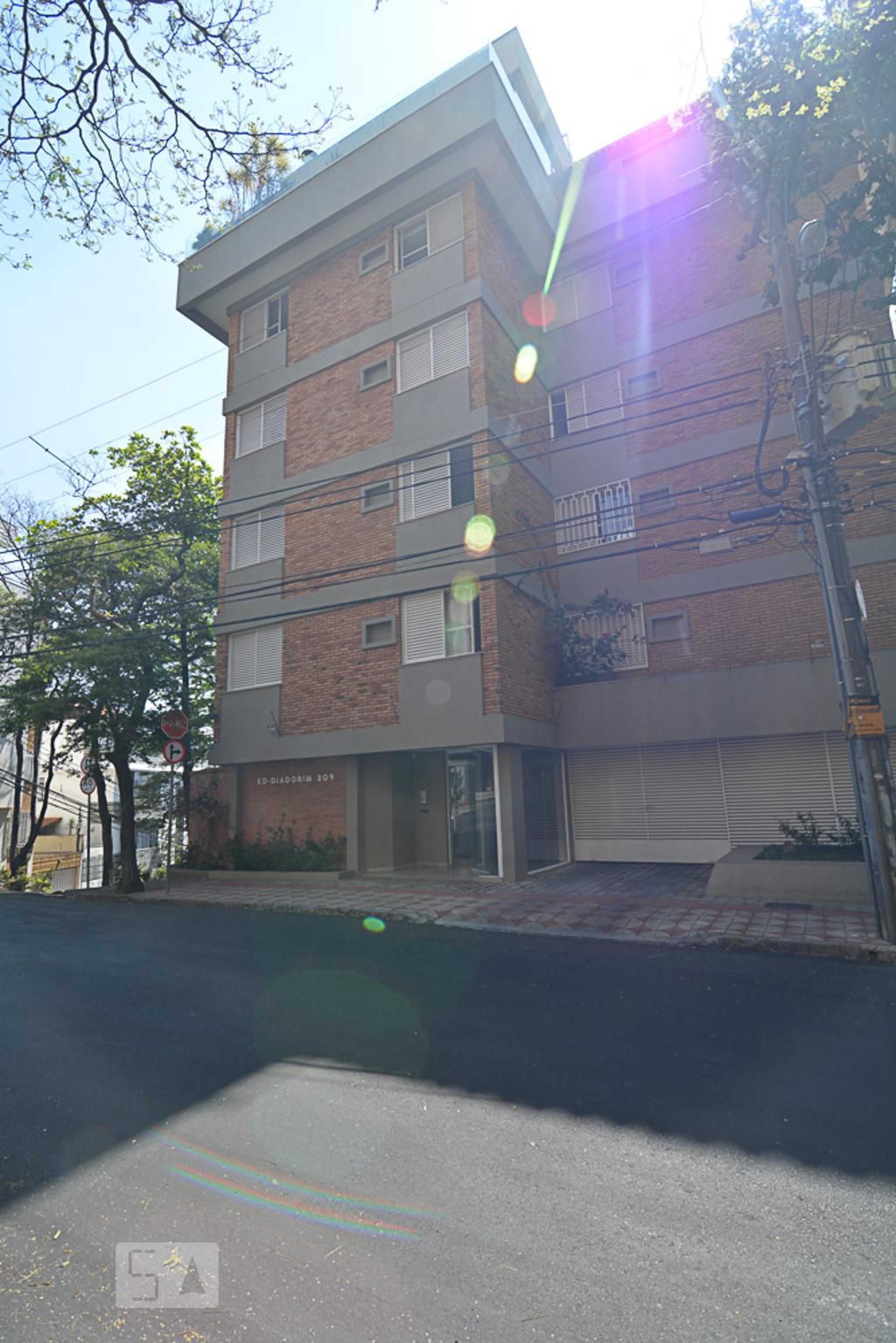 Fachada Condomínio em Rua Via Láctea, 309