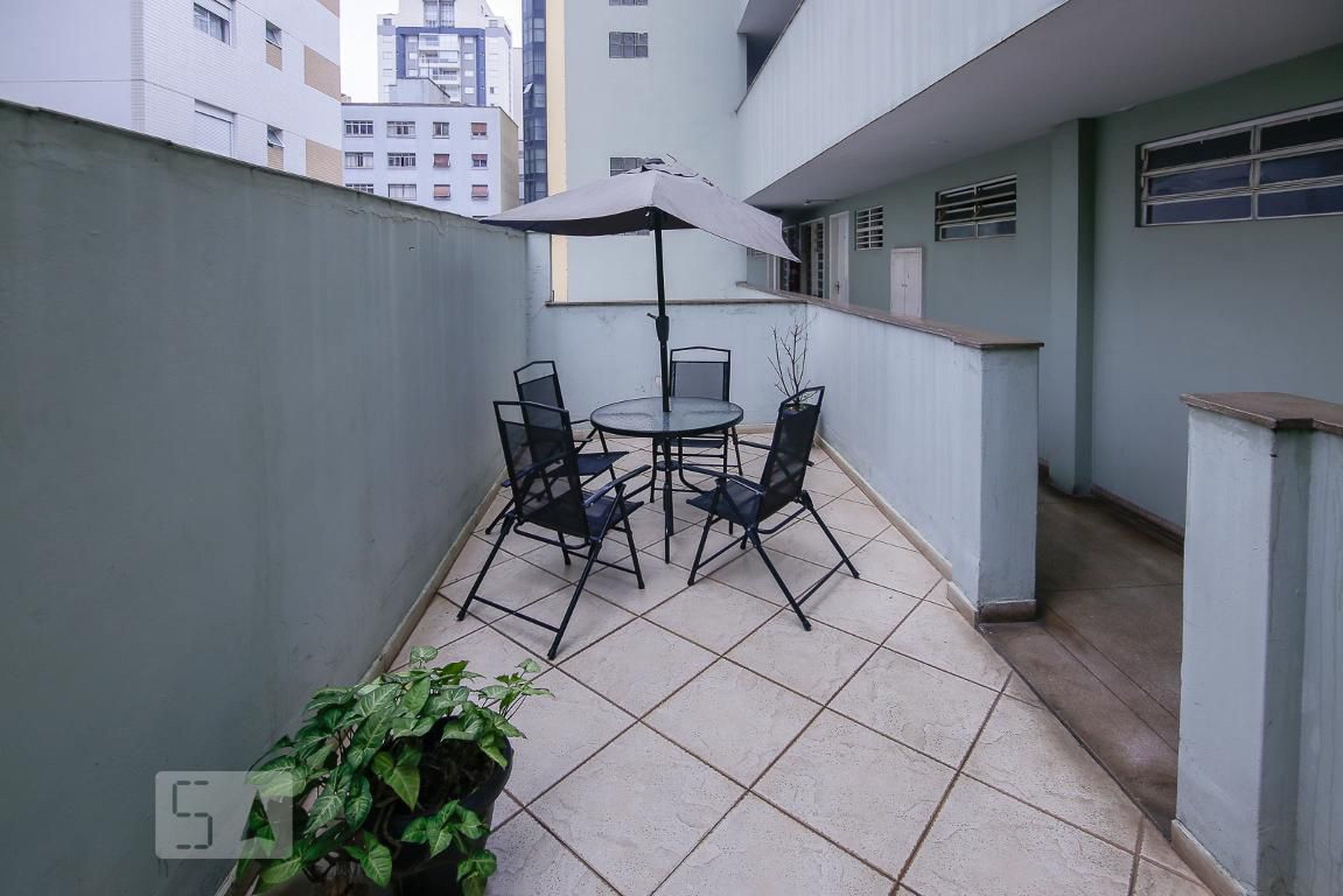 Área Comum - Edifício Tropical