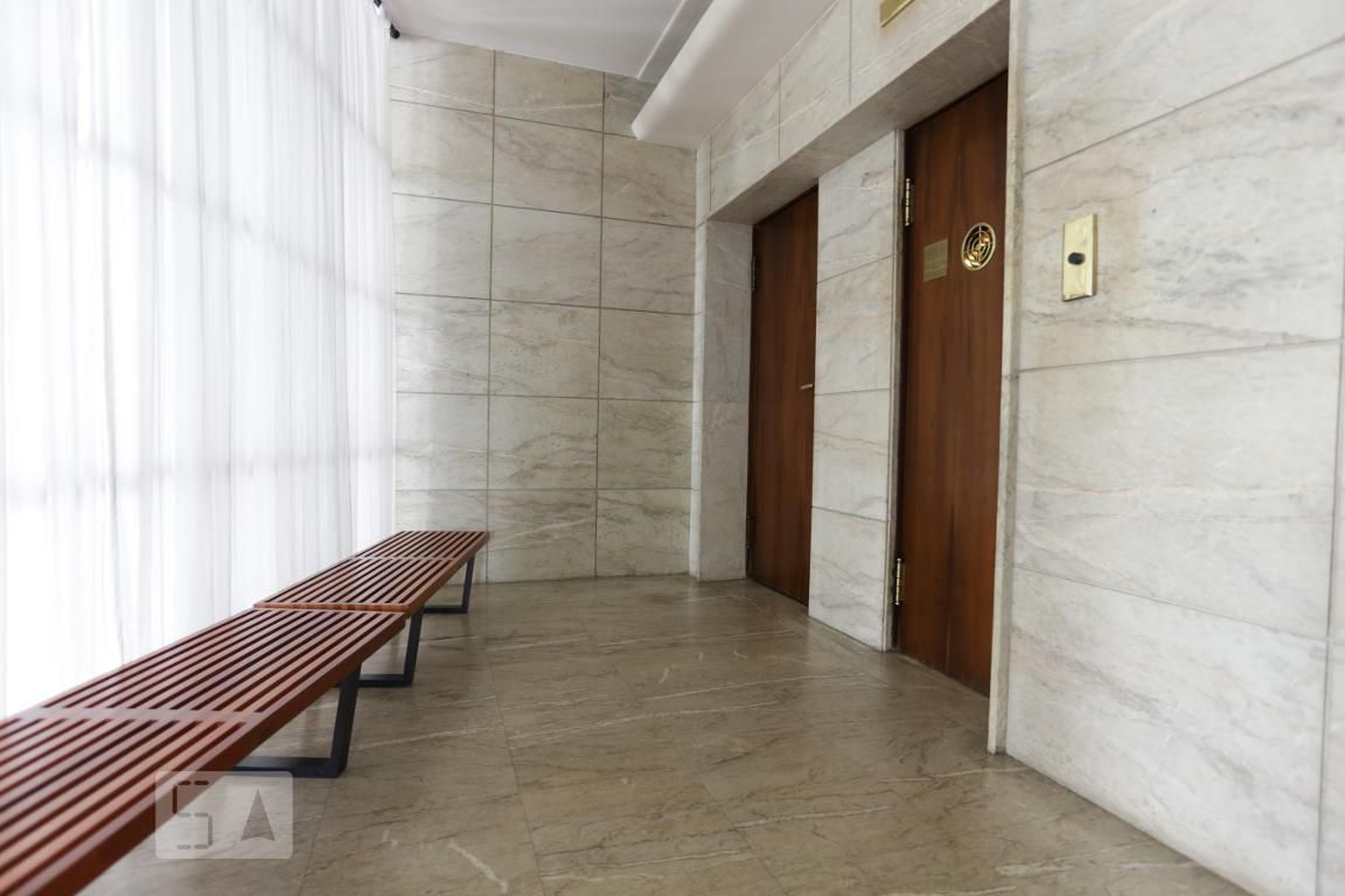 Hall - Edifício Pilotis