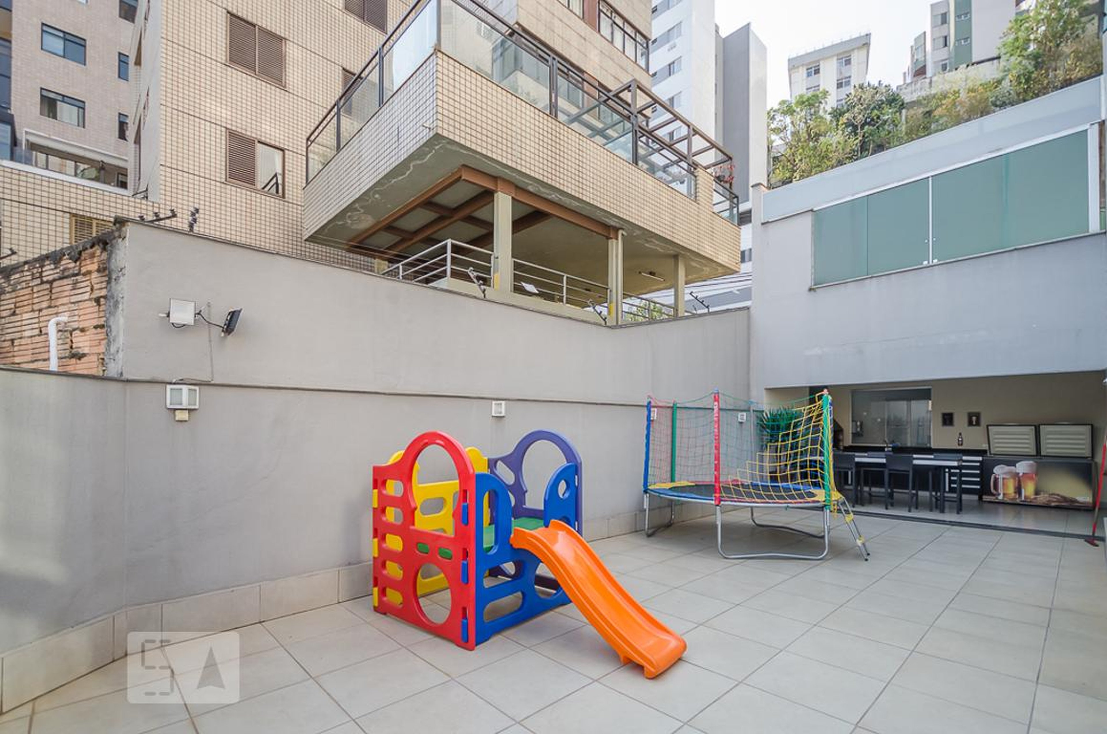 Playground - Dona Nilda