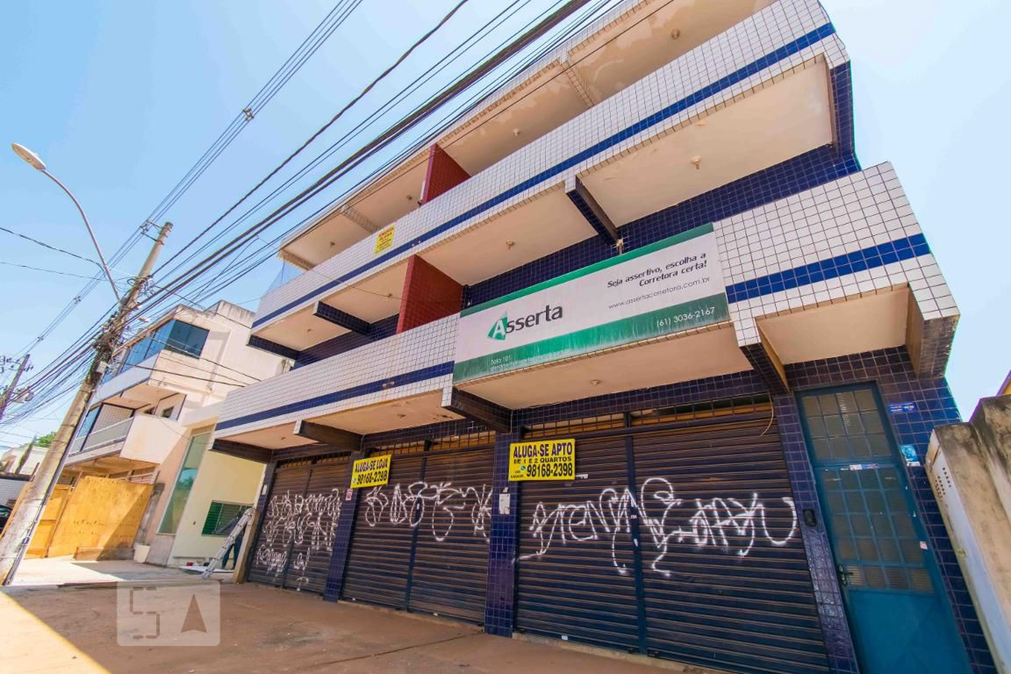 Fachada Condomínio em Rua, 8