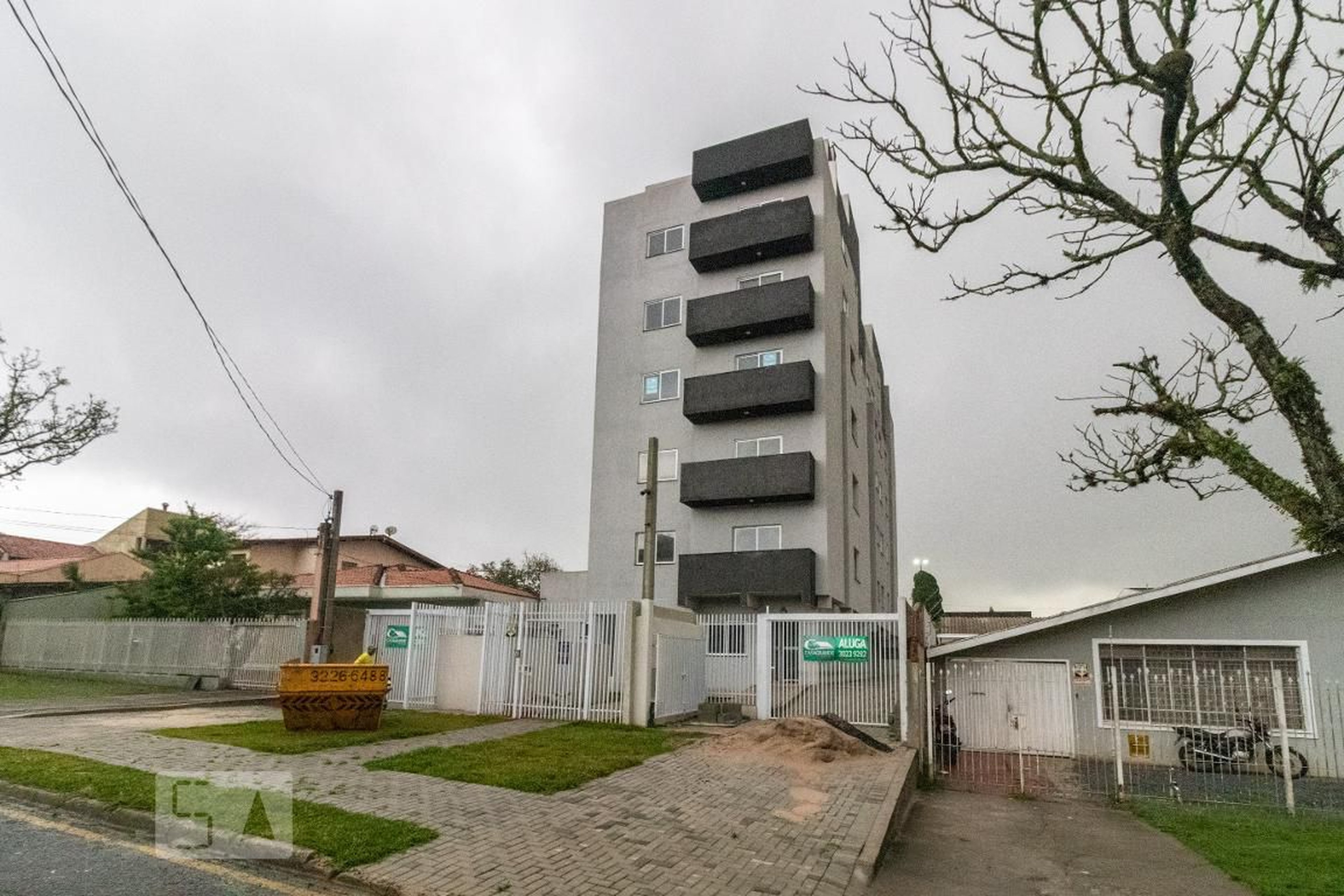 Fachada Condomínio em Rua Joaquim Augusto de Andrade, 126