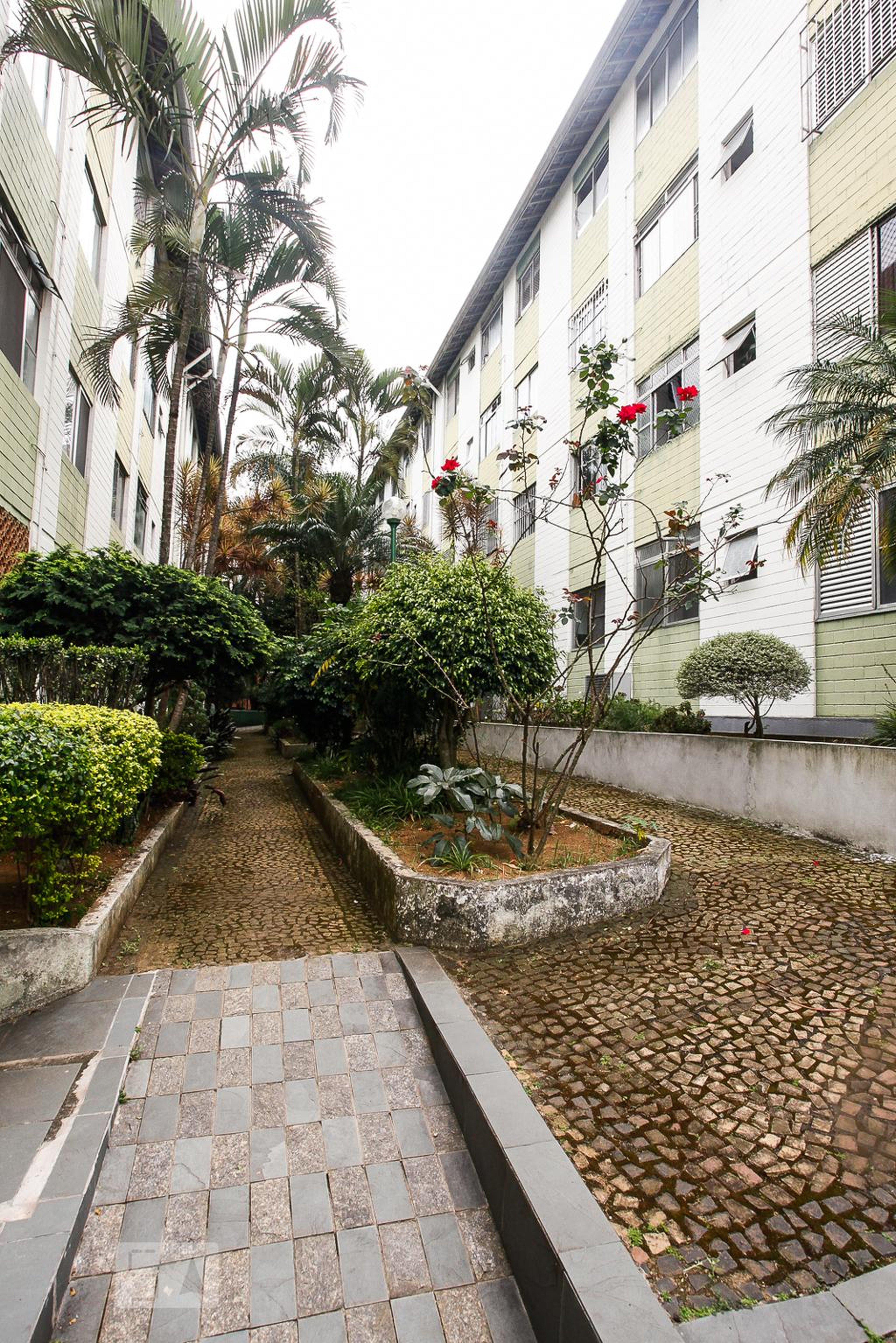 Condomínio - Conjunto Residencial Monte Verde