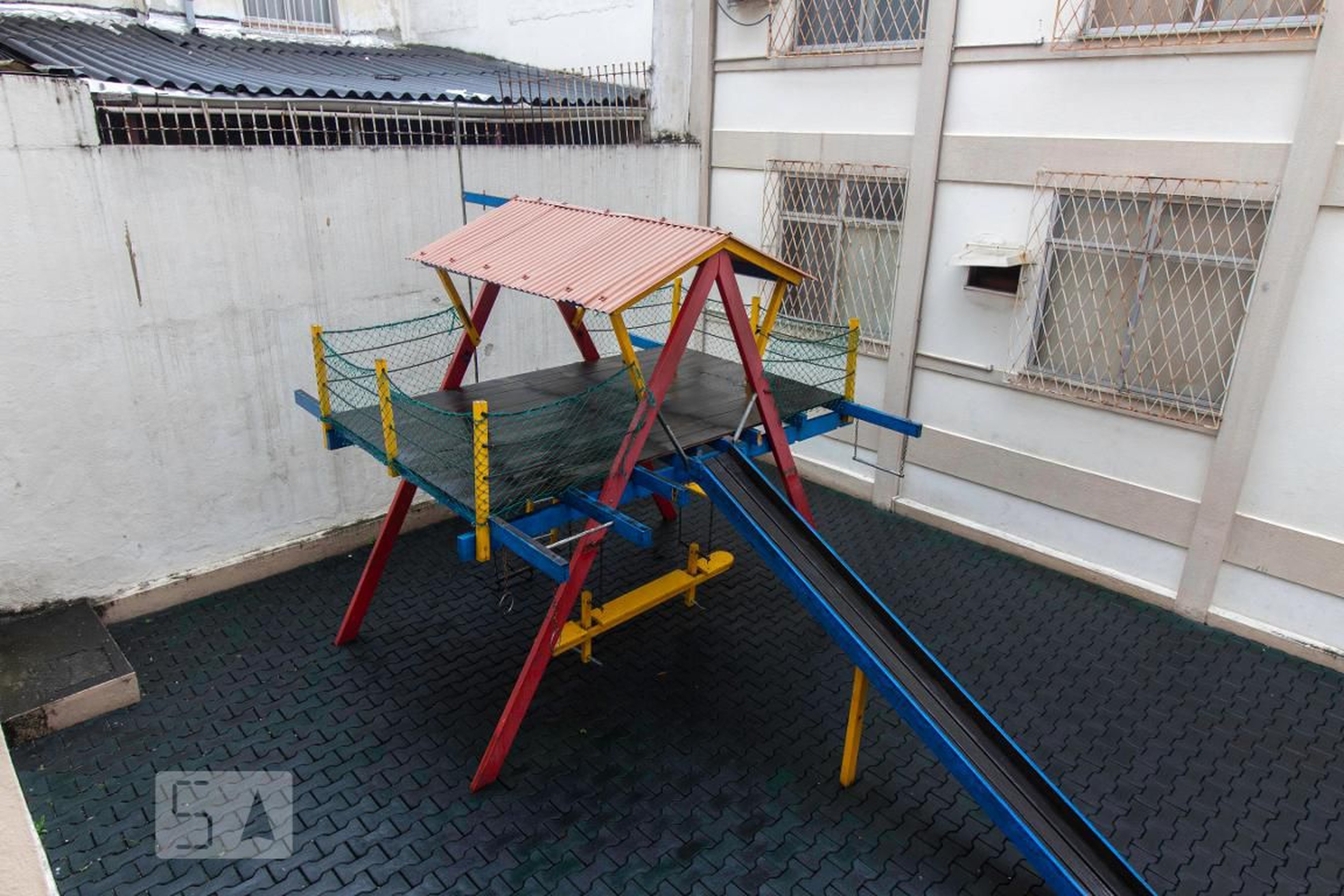 Playground - Conjunto Residencial Celso Murdoch Fernandes
