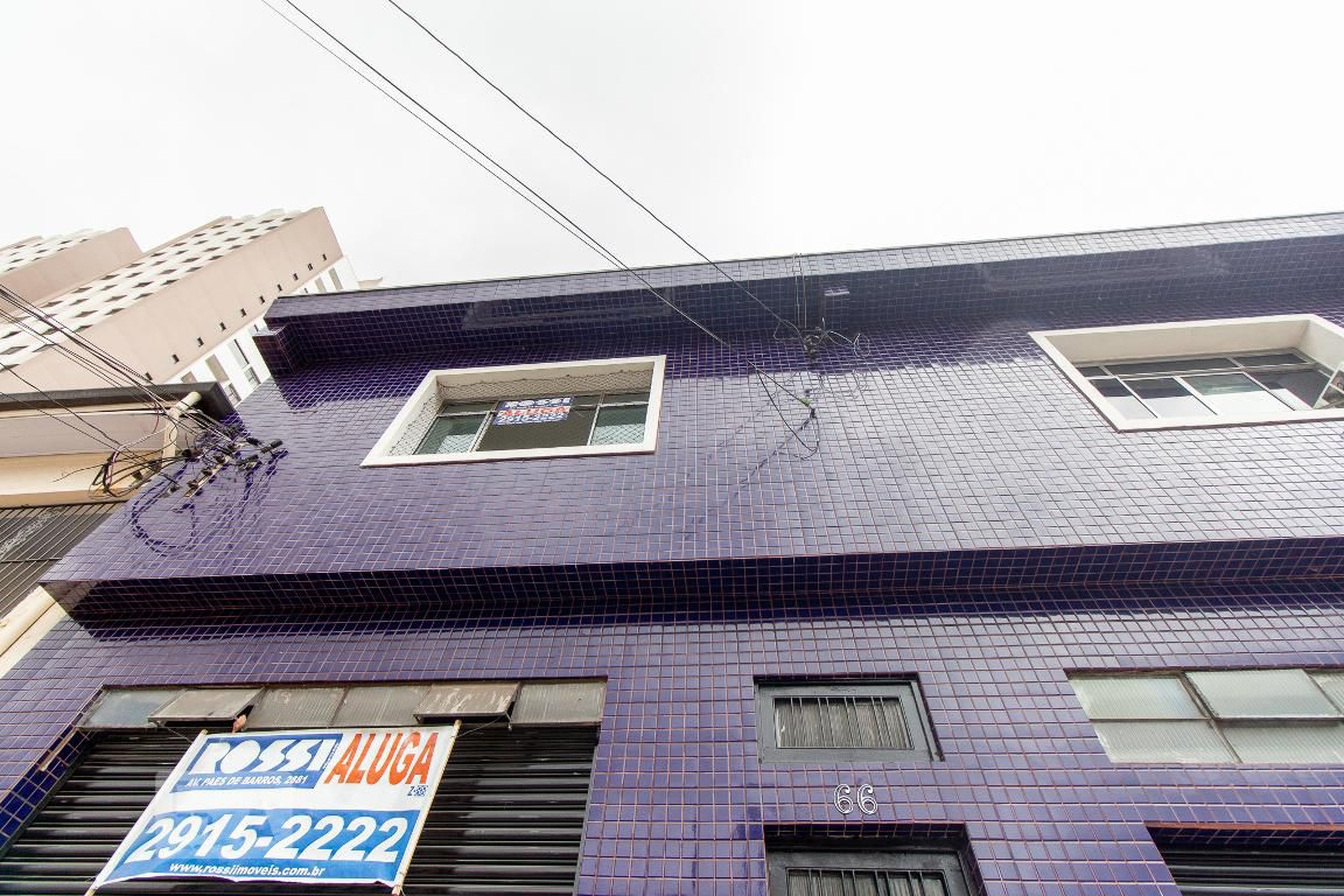 Fachada Condomínio em Rua Mogi Mirim, 66