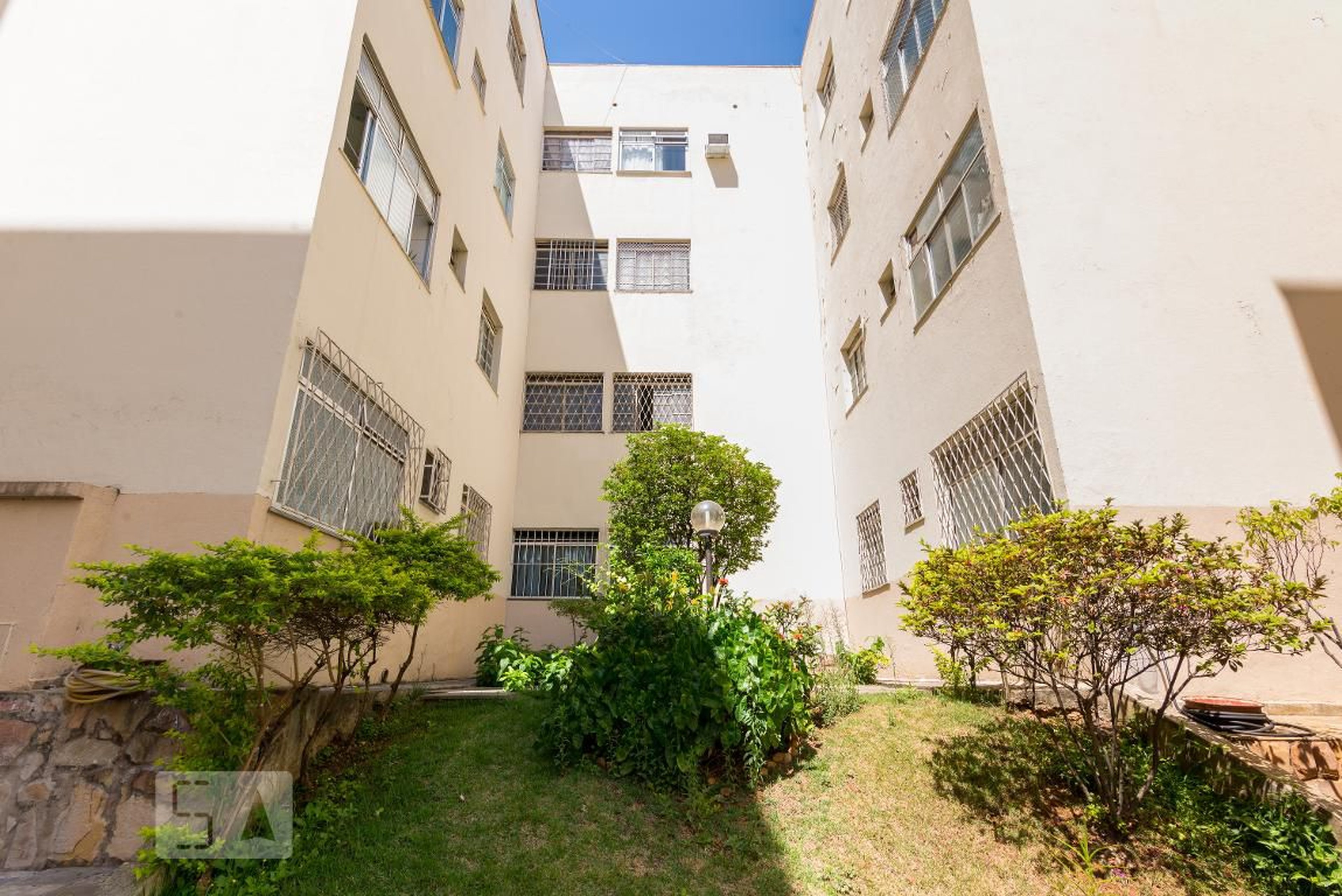 Fachada Edifício Residencial Ipe Amarelo