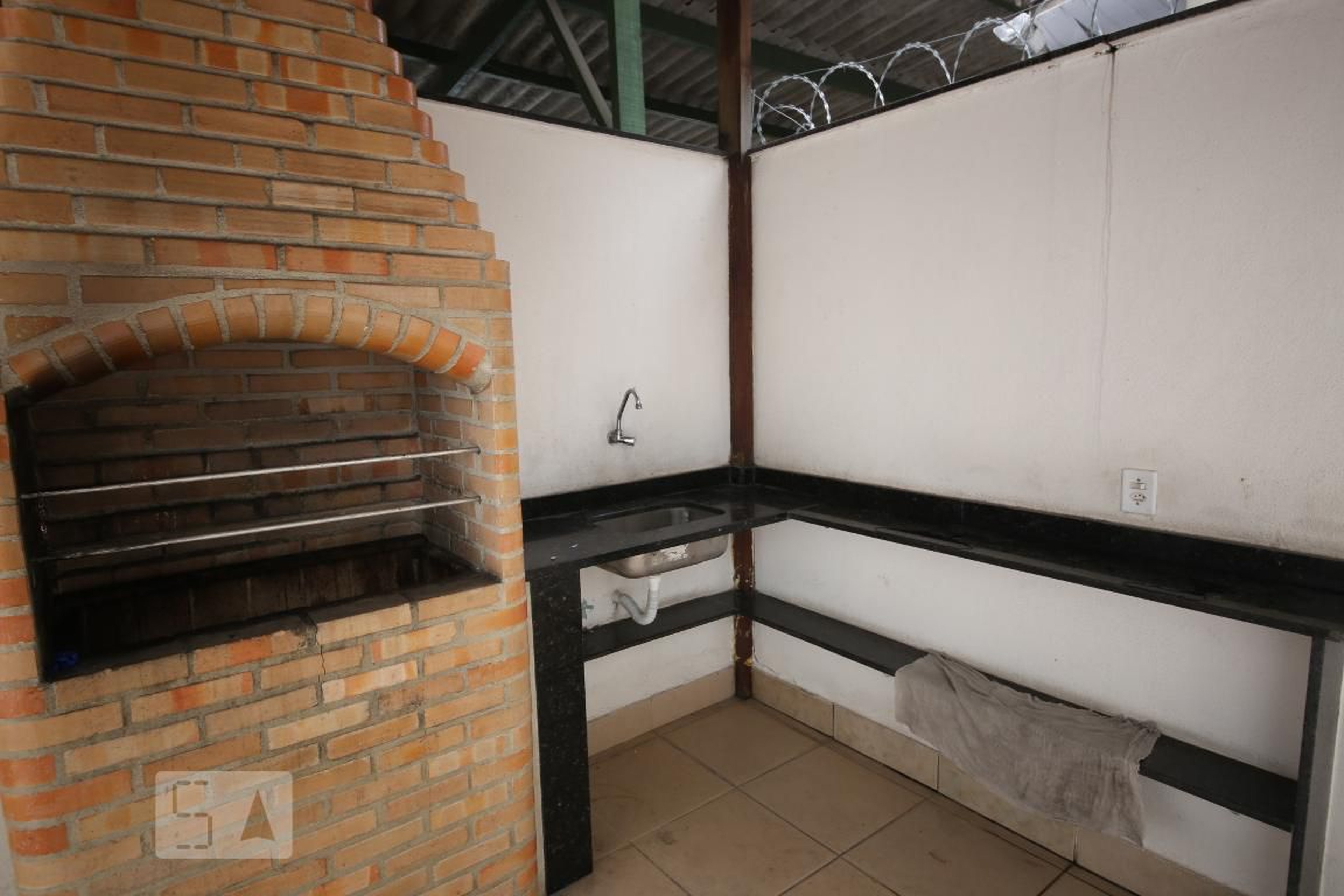 Churrasqueira - Edificil Louzada