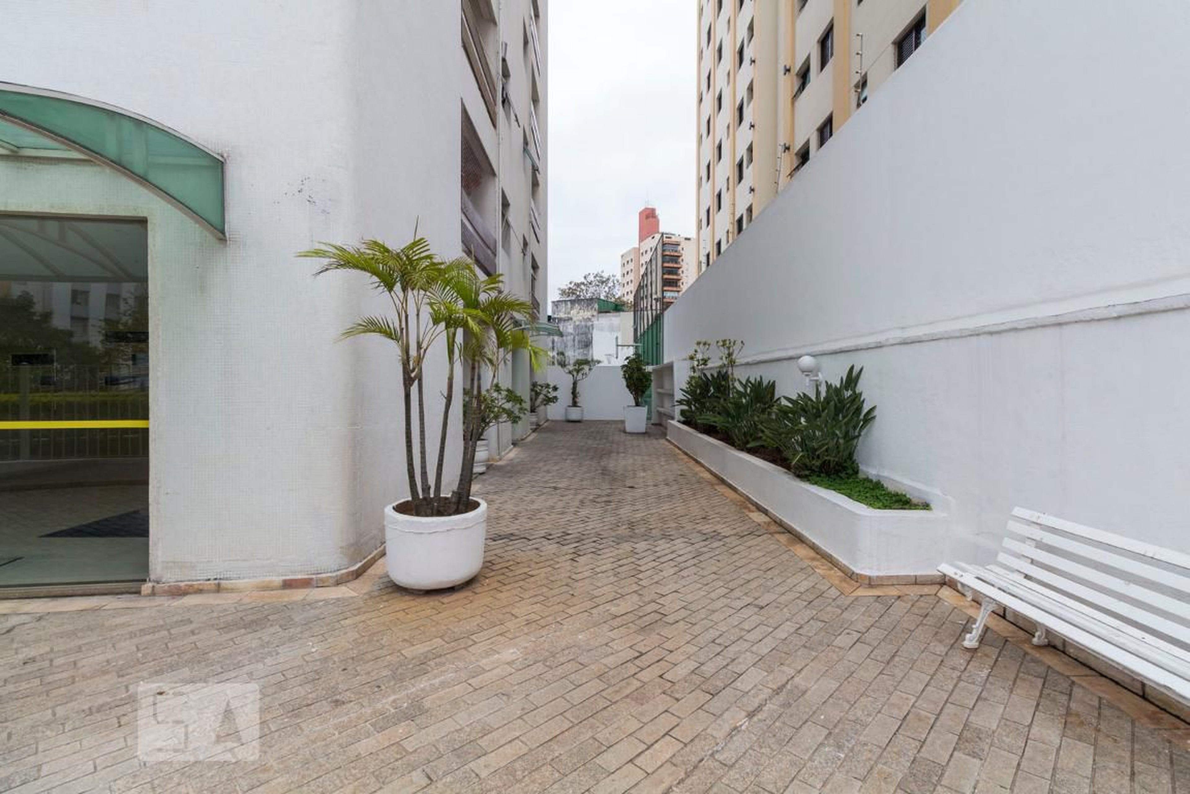 Área Externa - Claudia Renata