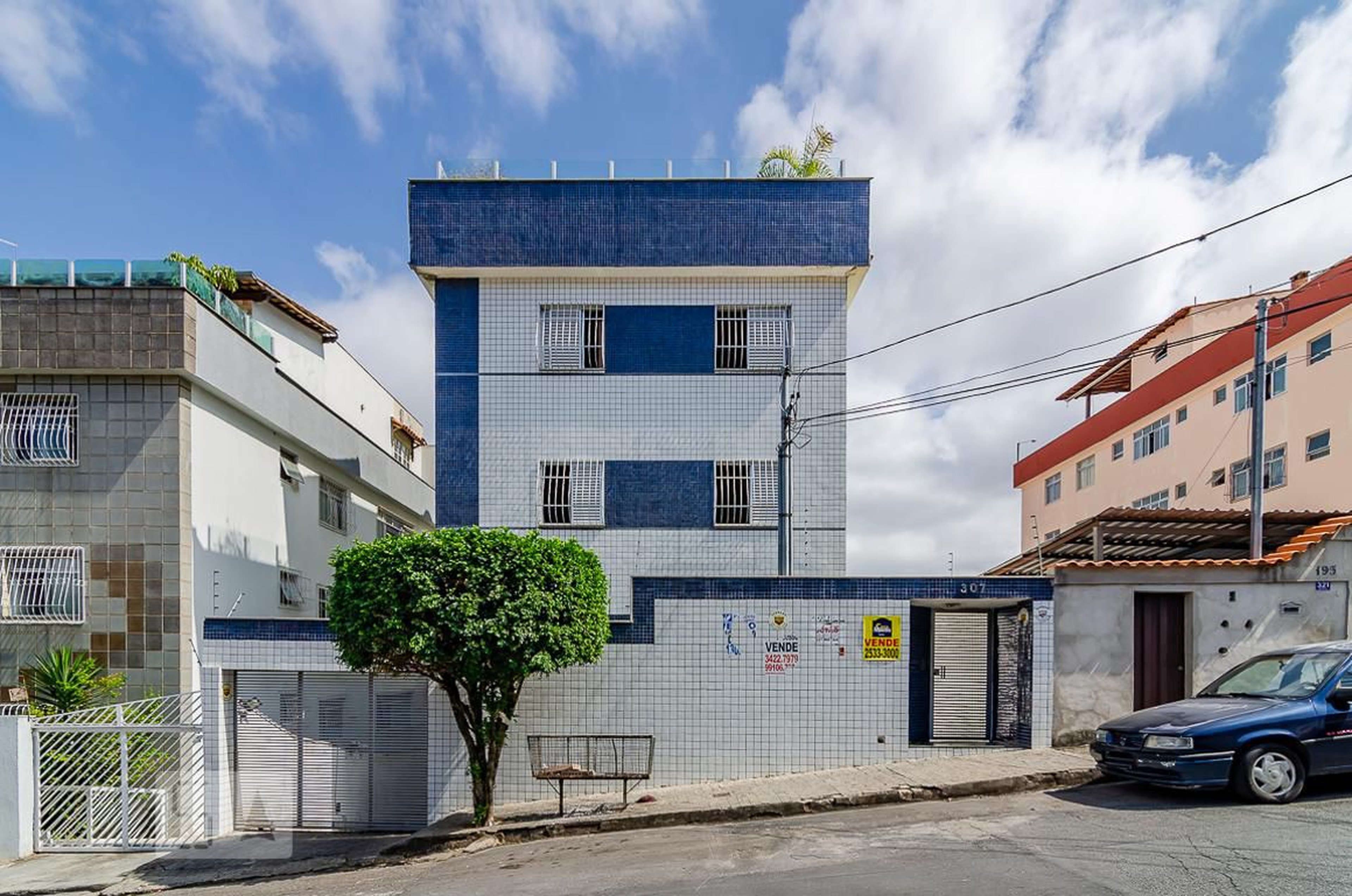 Fachada Condomínio em Rua Andesita, 307