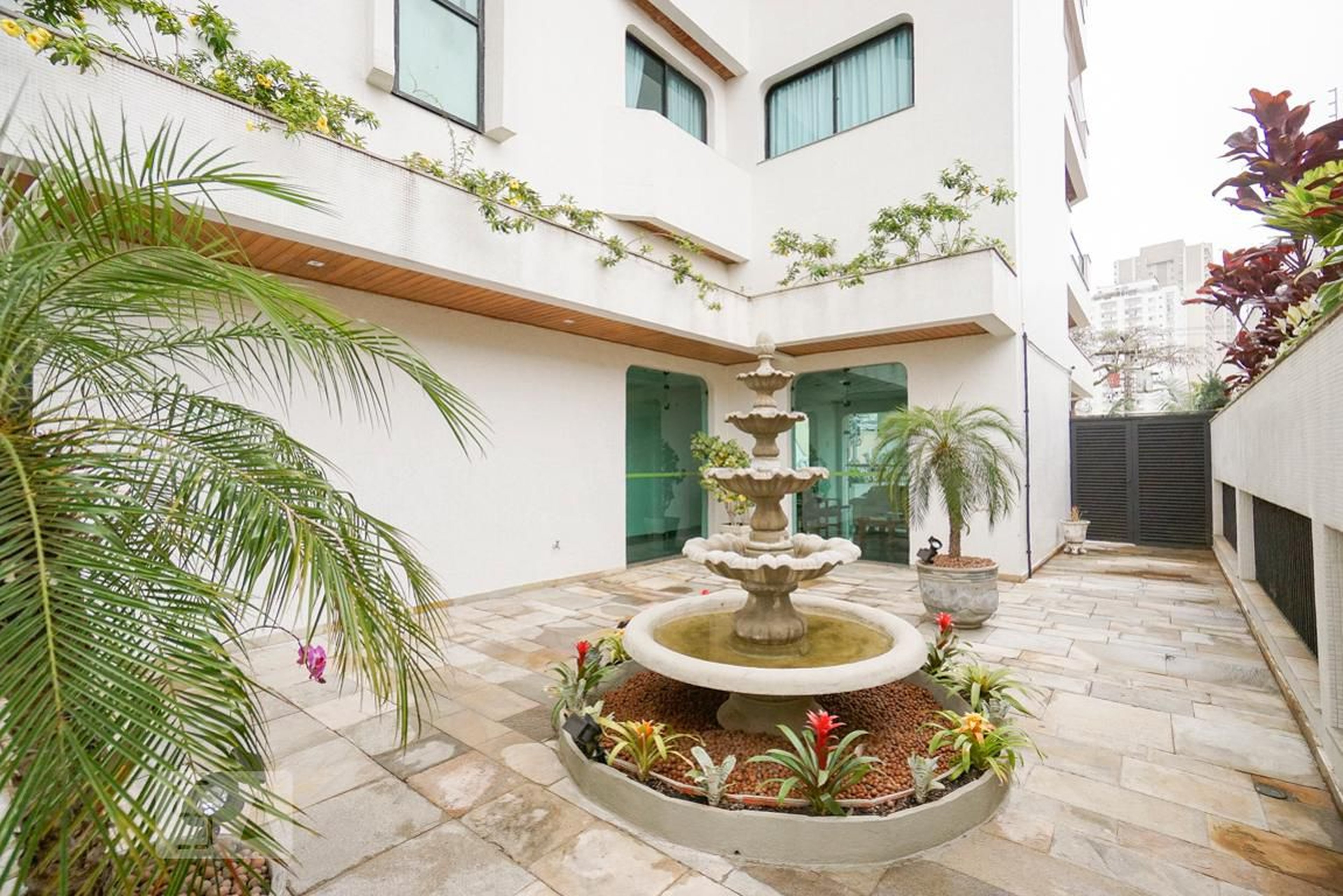 Área externa - Lermitage