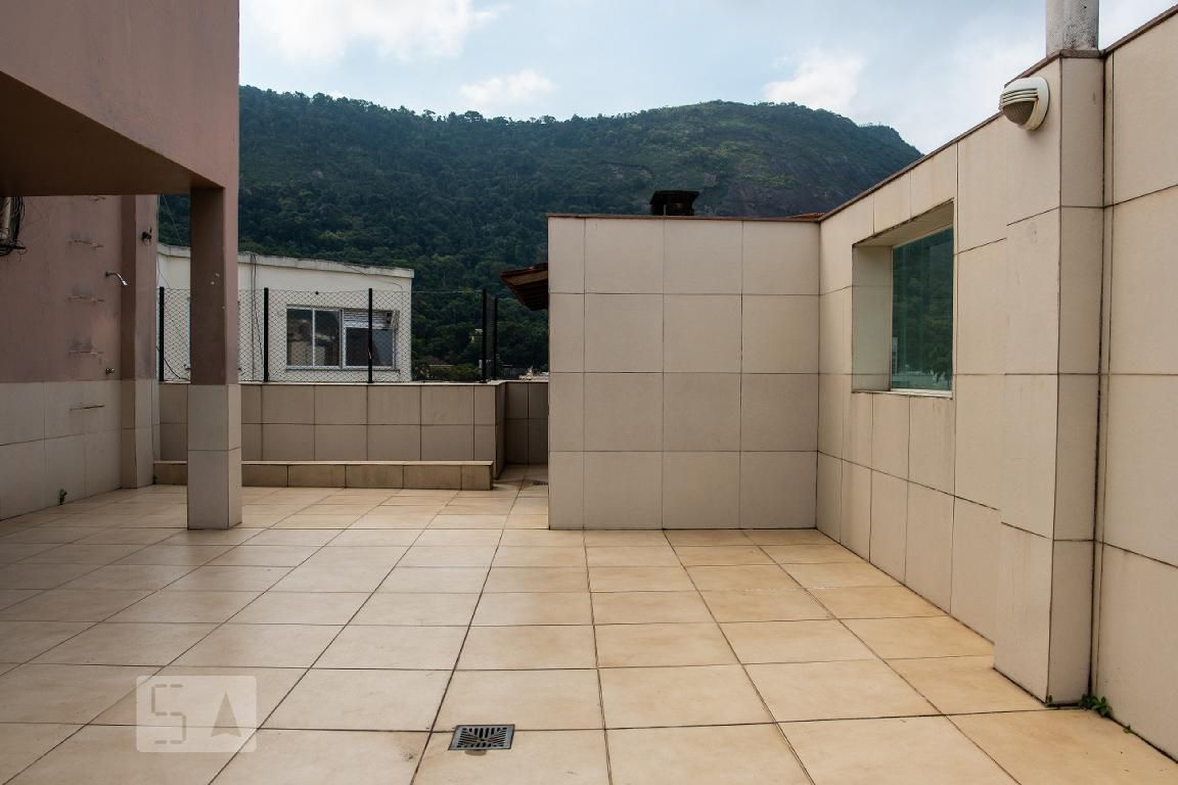 Área Externa - Edifício Royal de Lis