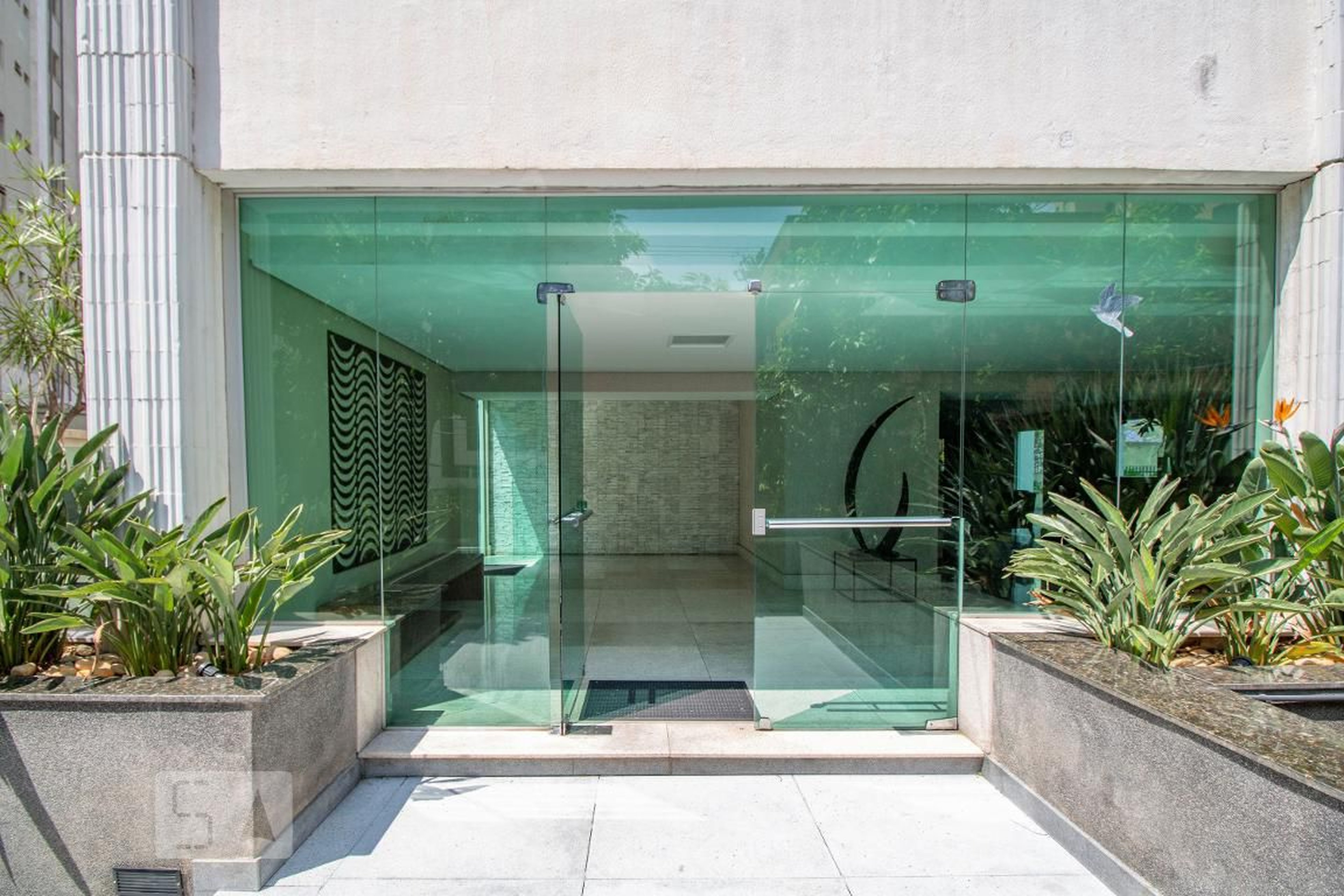 Entrada - Edifício Flavia