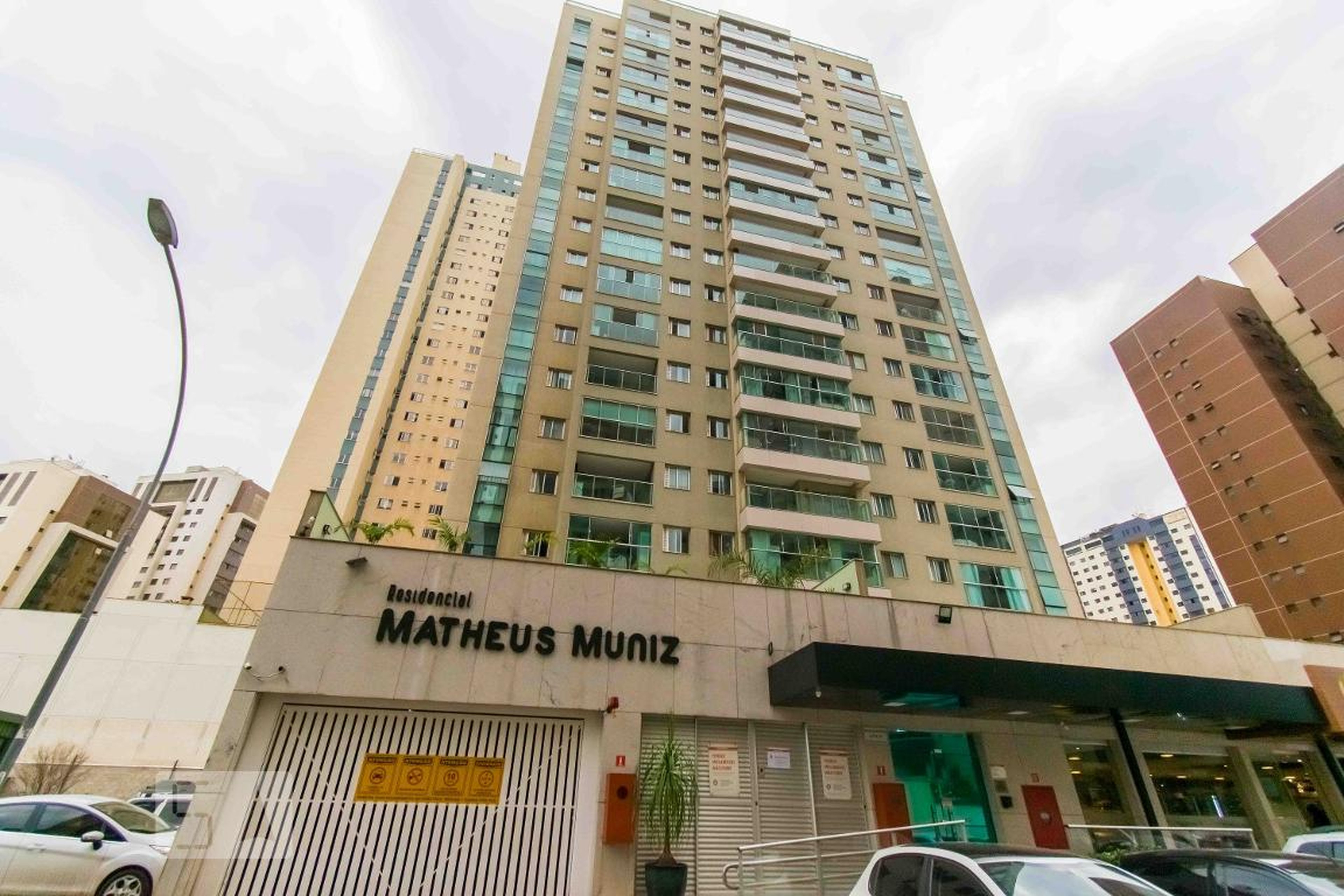 Fachada Condomínio Matheus Muniz