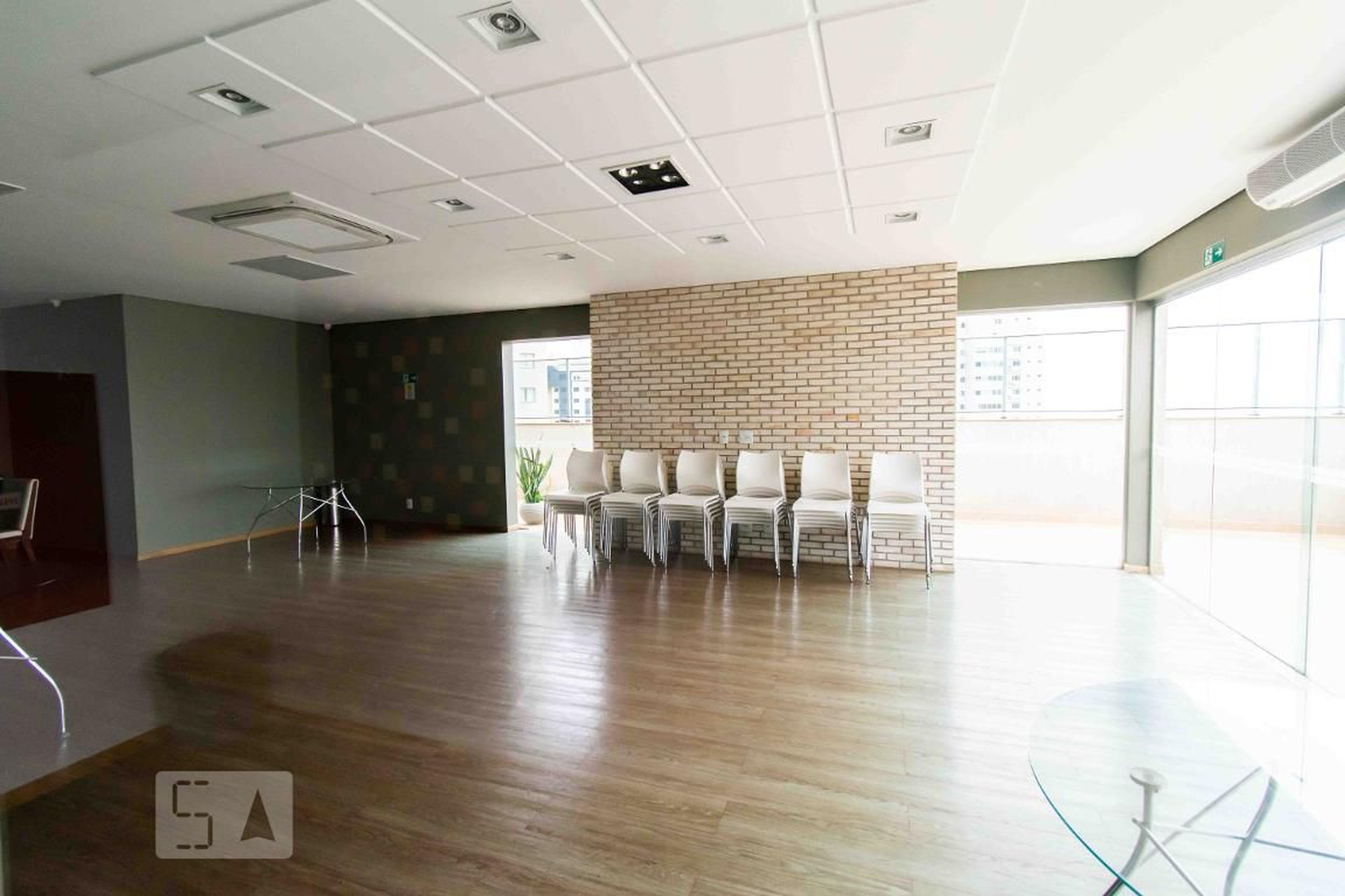 Salão de Festas - Matheus Muniz