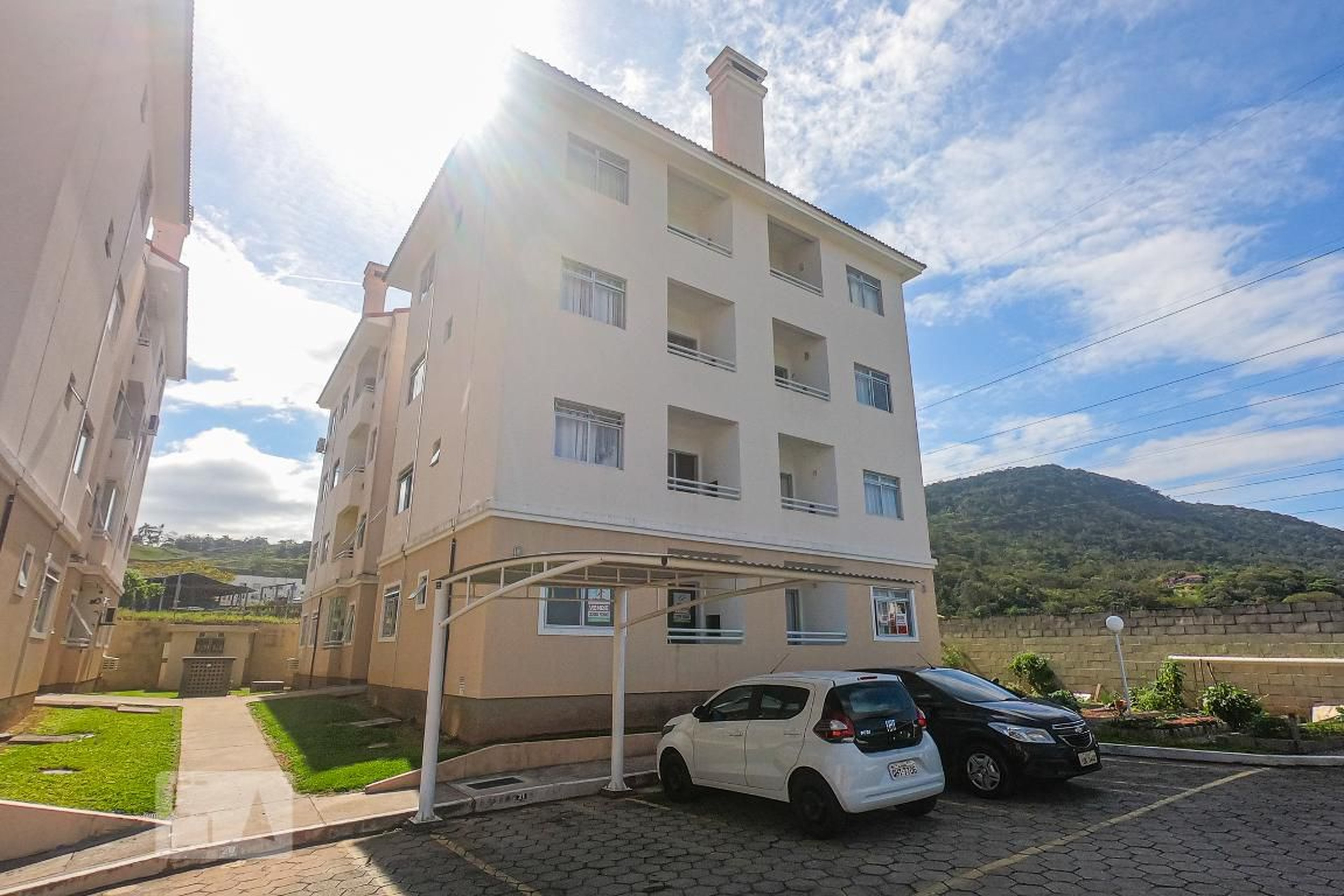 Fachada Residencial Villa Madrid