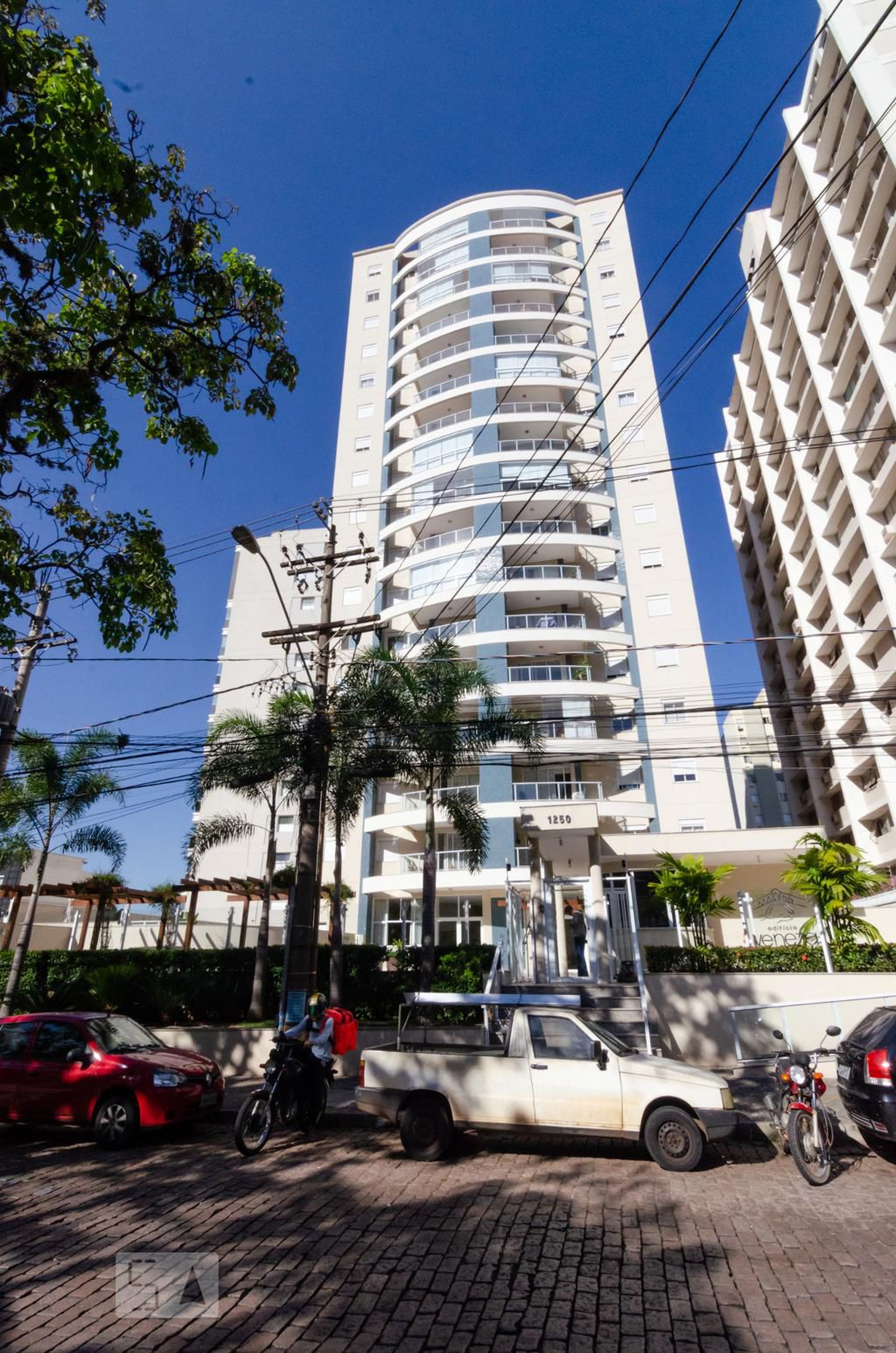 Fachada do prédio Condomínio Veneza