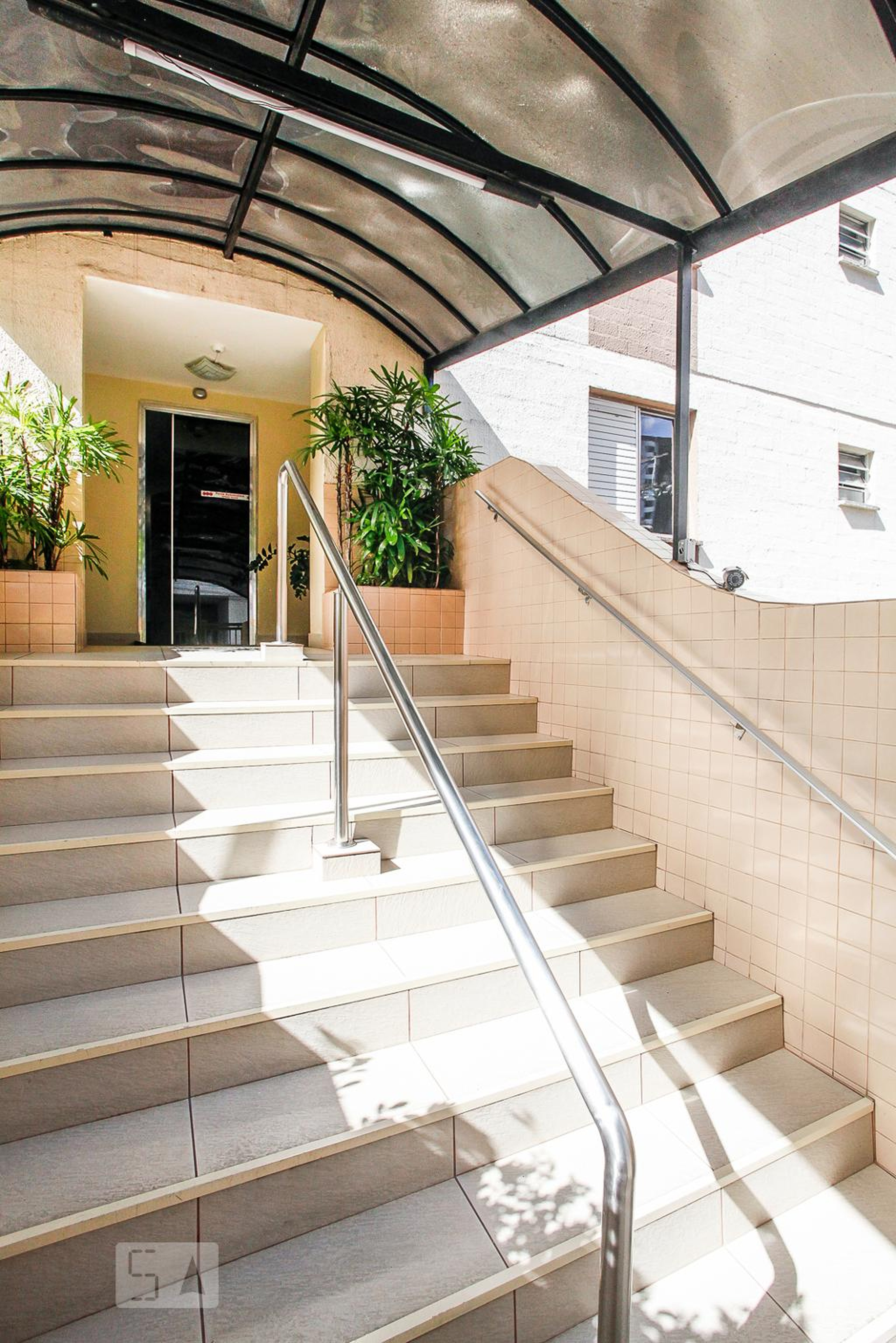 Entrada do Prédio - Mirante