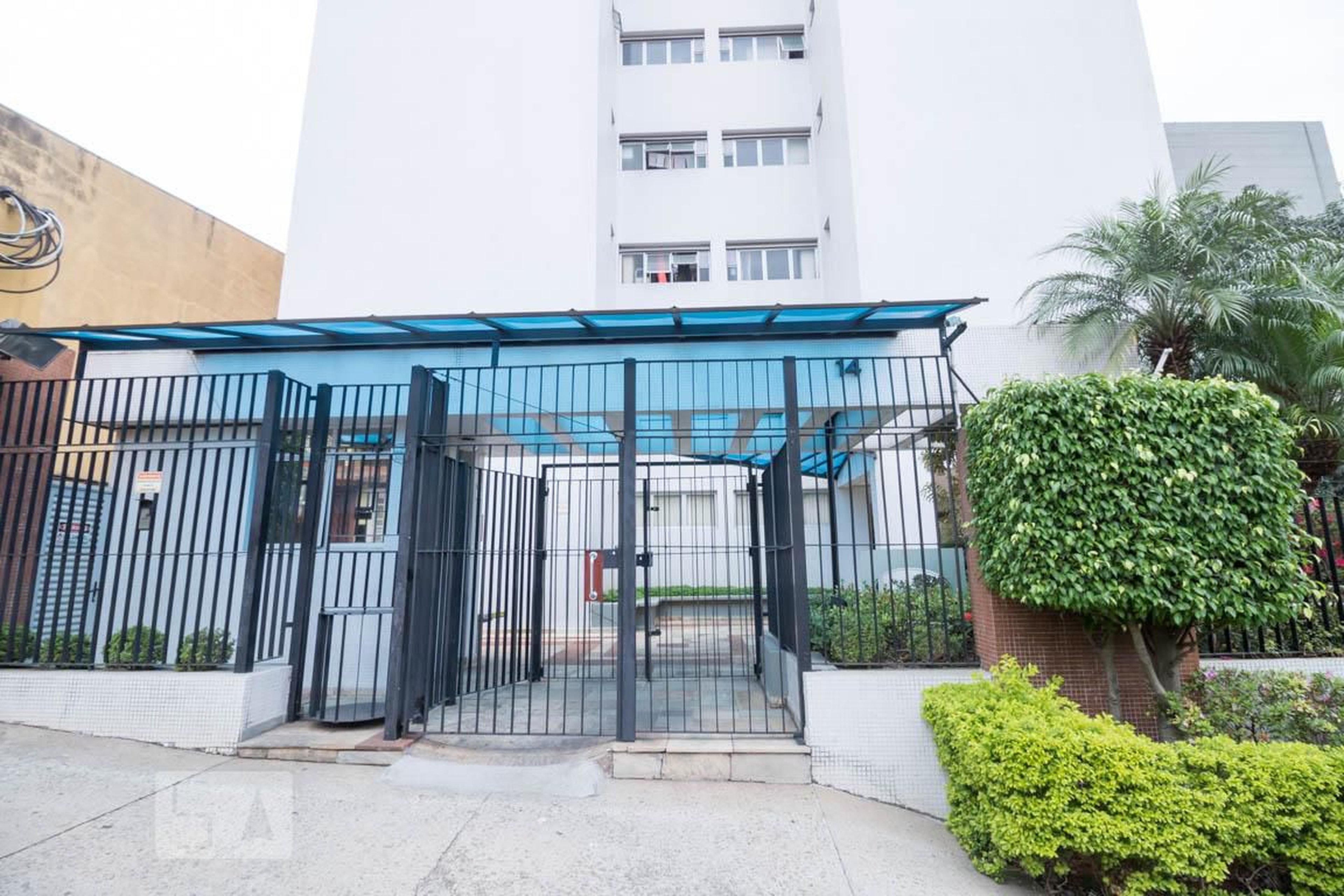 Fachada do Condomínio Edifício Mont Blanc