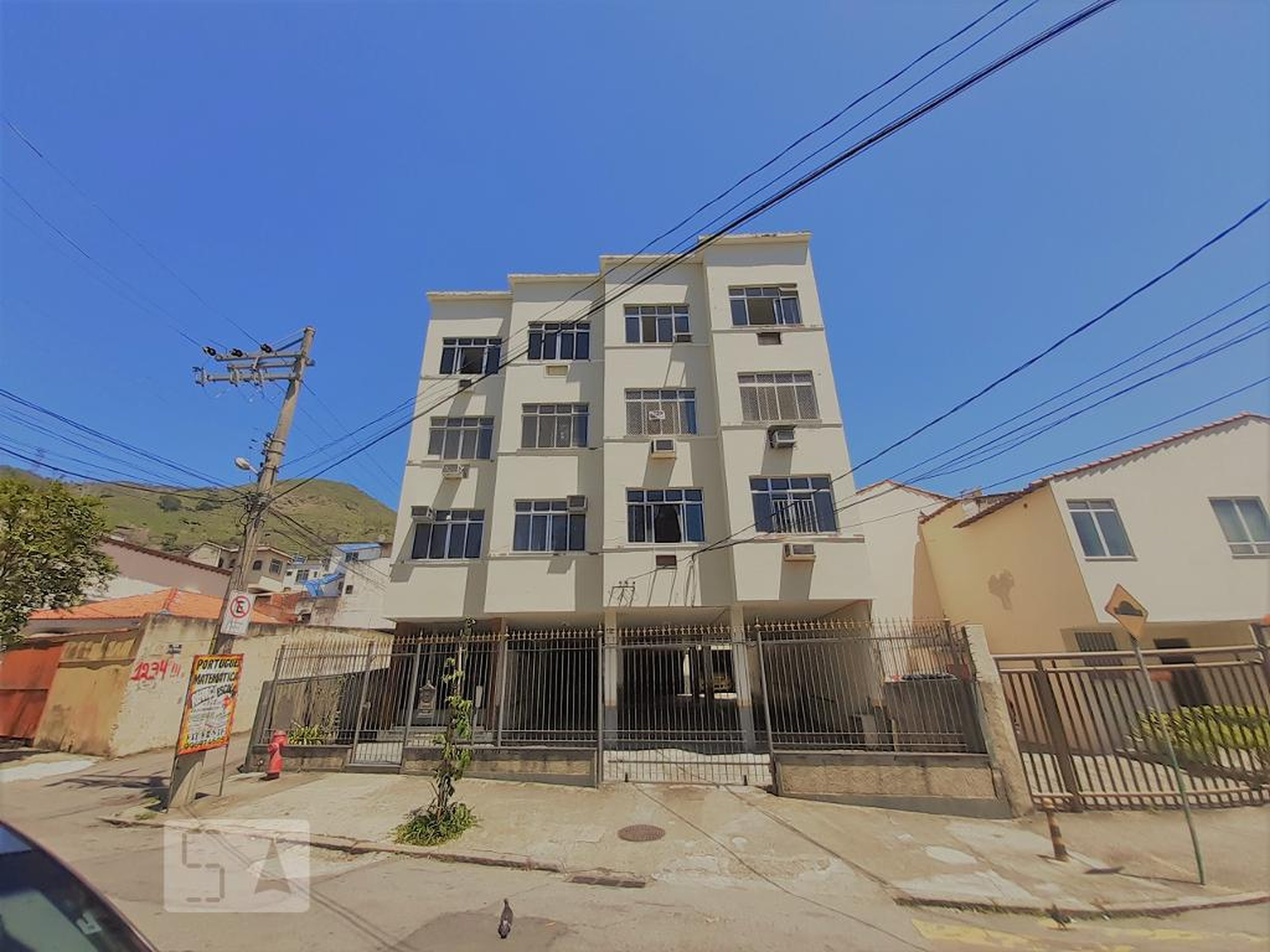 Fachada Condomínio em Rua Dois de Fevereiro, 1230