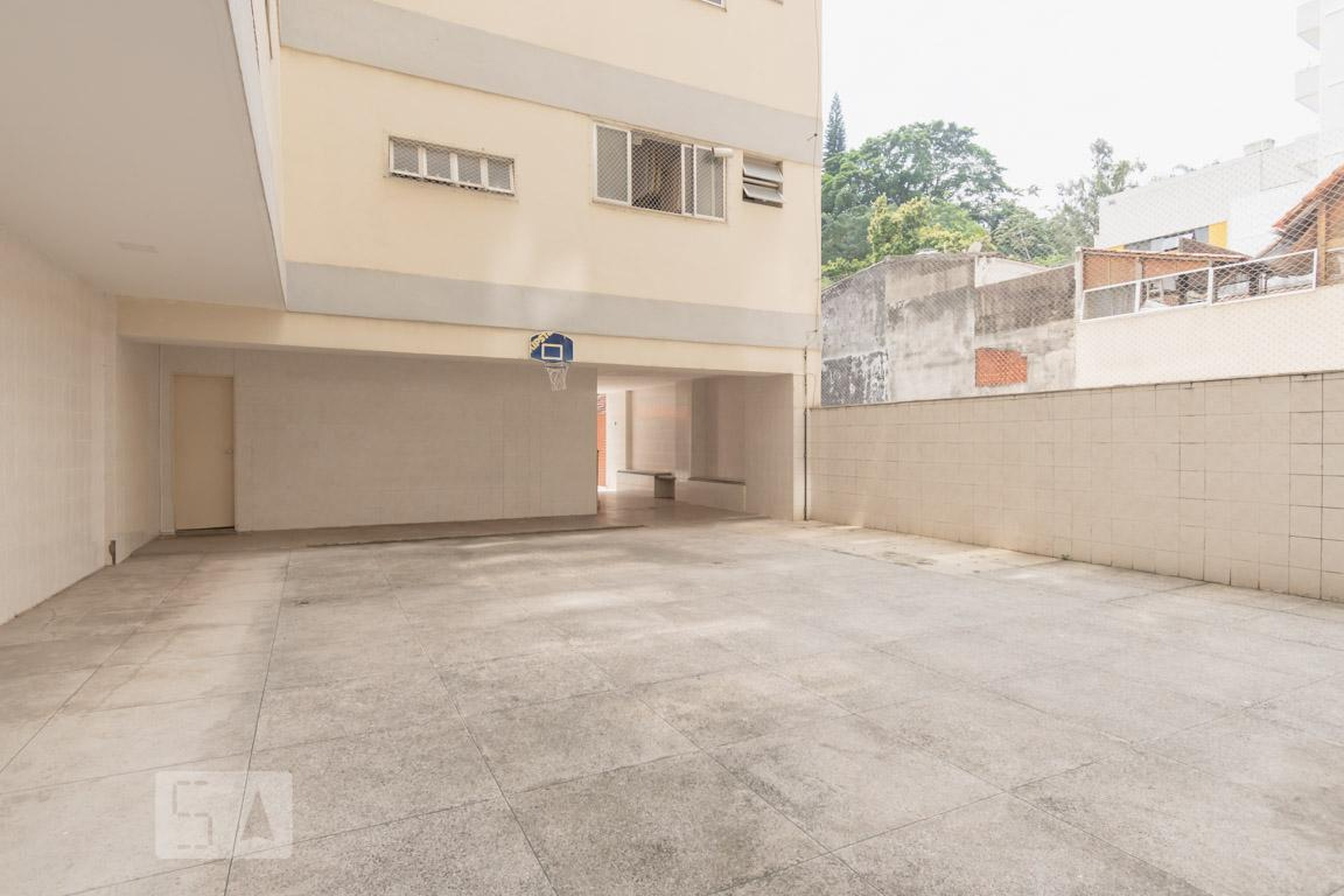 Quadra Esportiva - Edifício Aninha