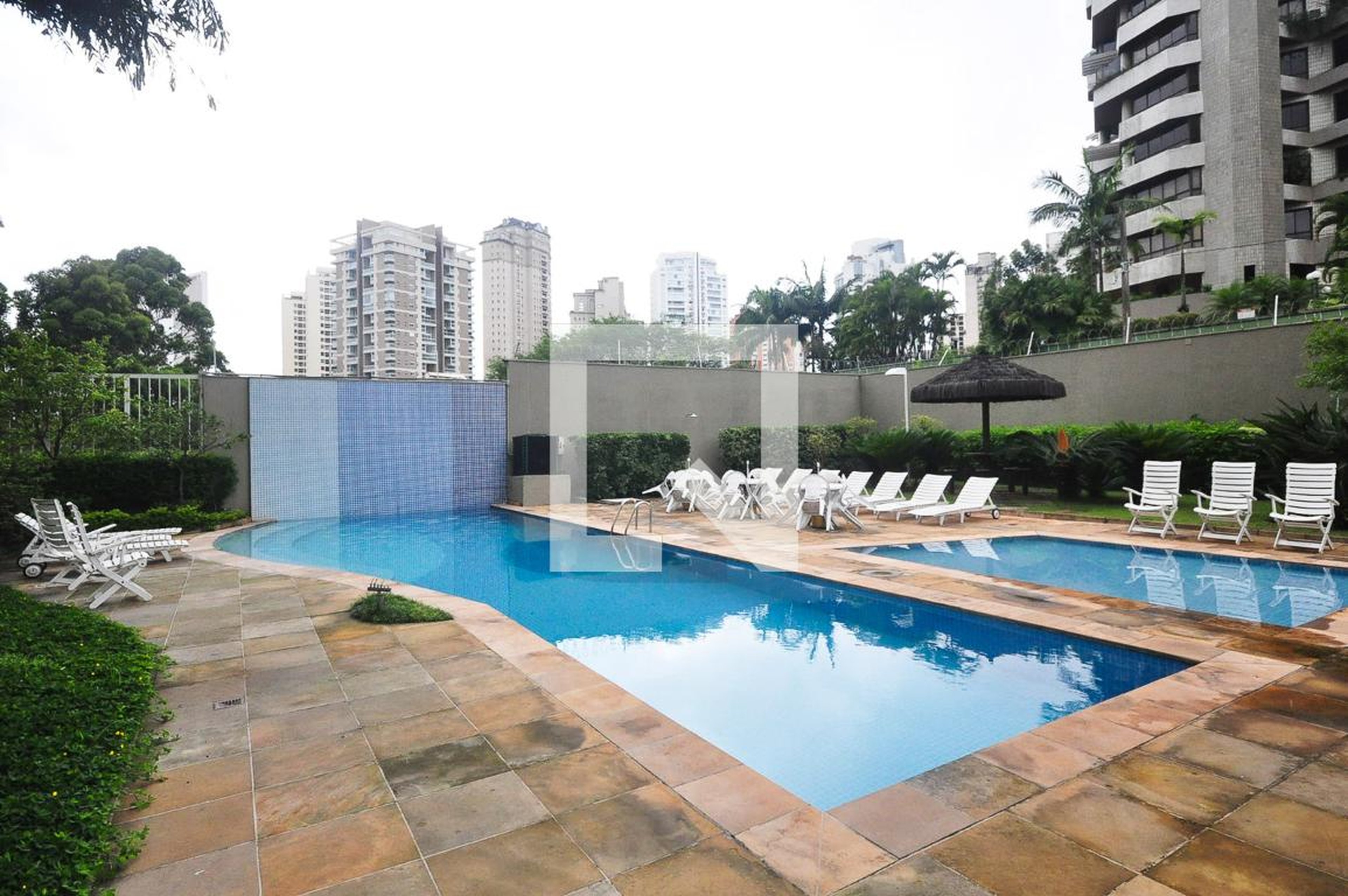 Piscina - Edifício High Place