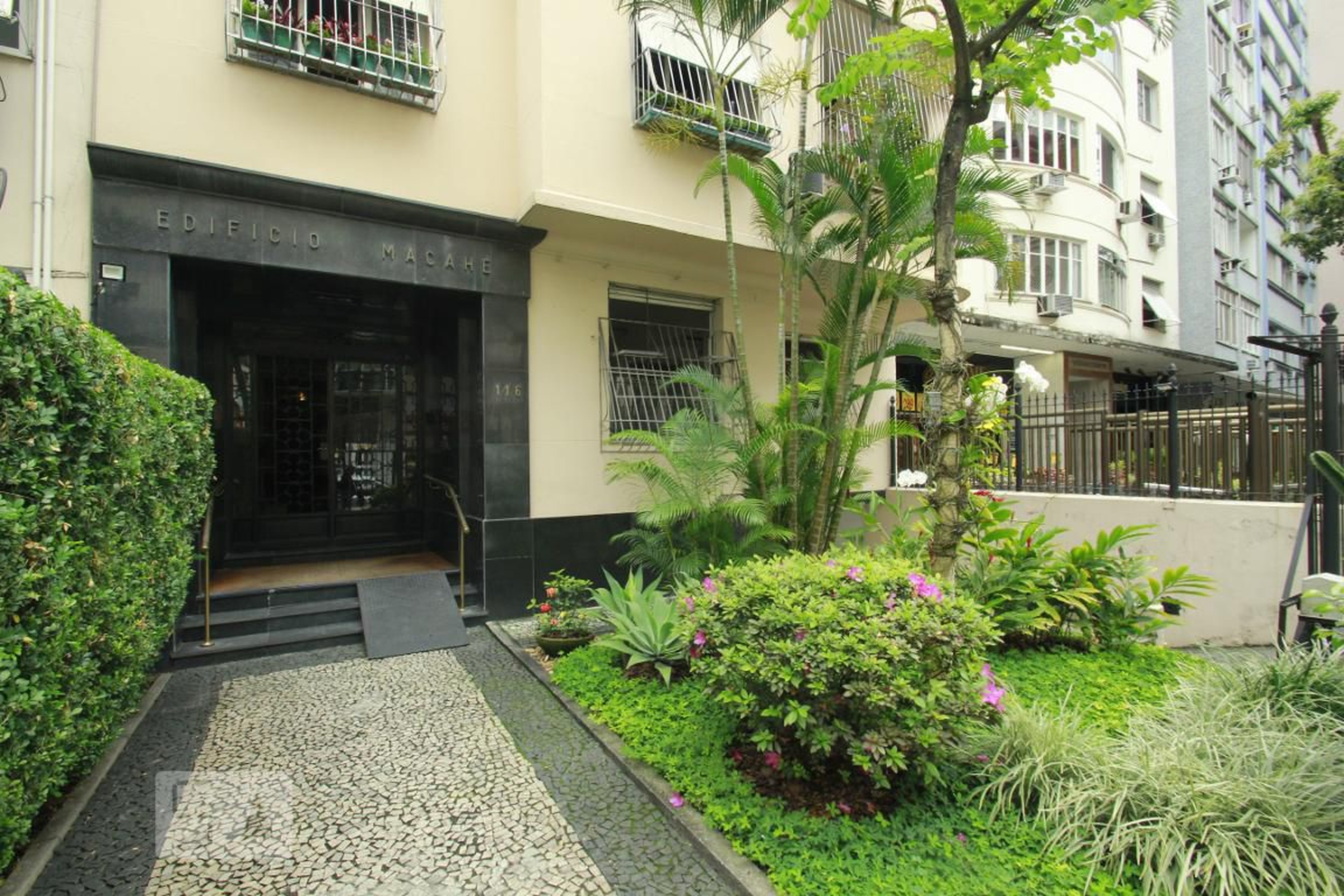 Entrada - Edifício Macahe