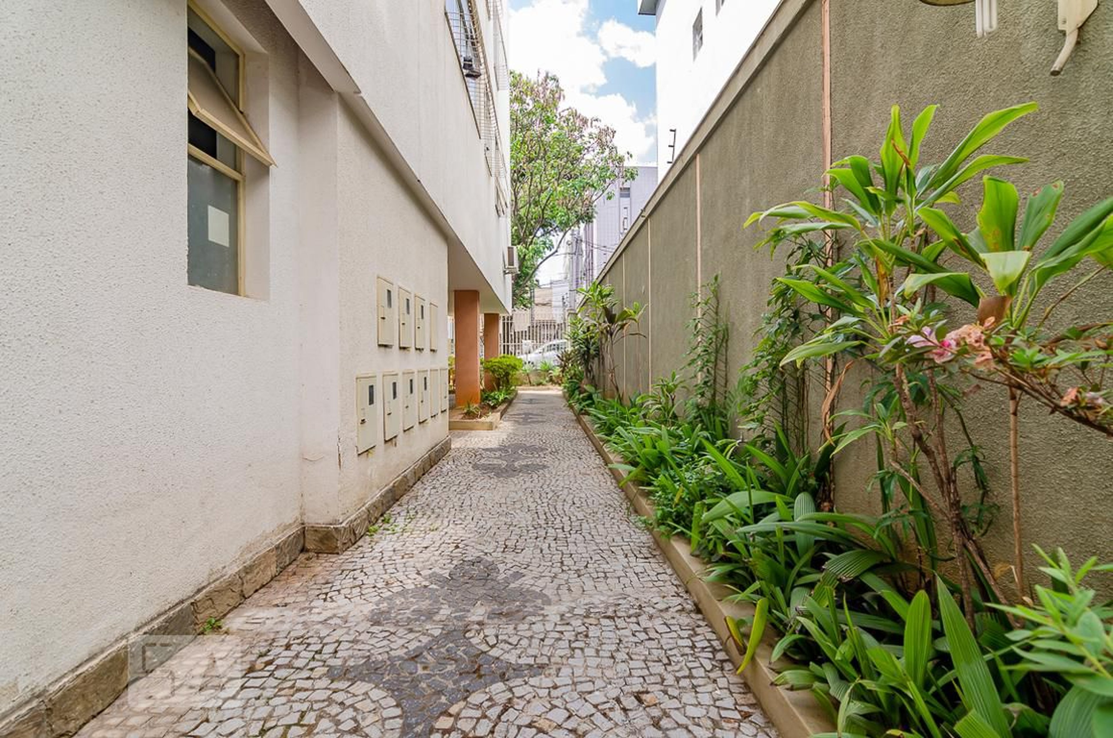 Entrada - Edifício Dona Zizinha