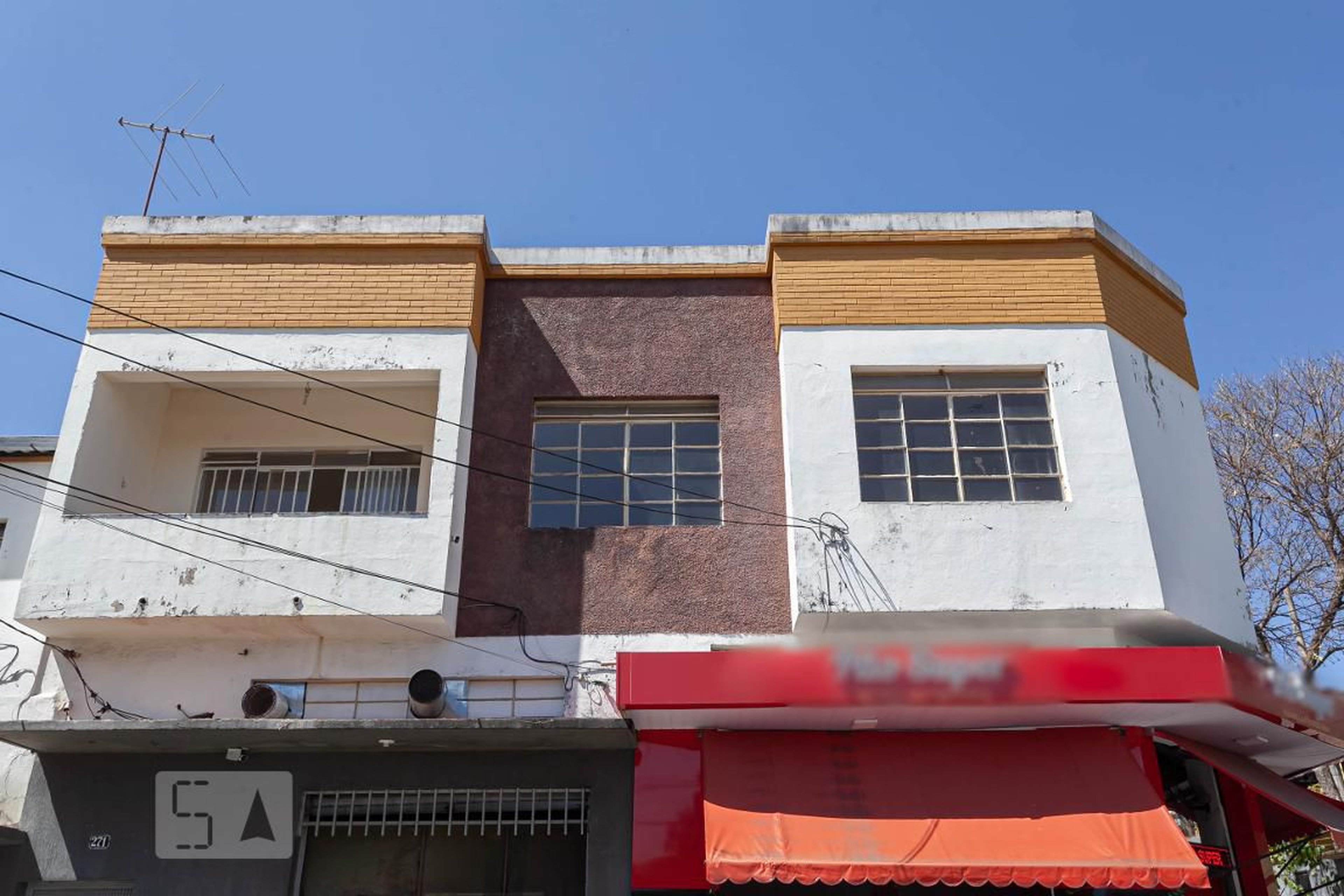 Fachada Condomínio em Avenida Vinte e Oito de Setembro, 271