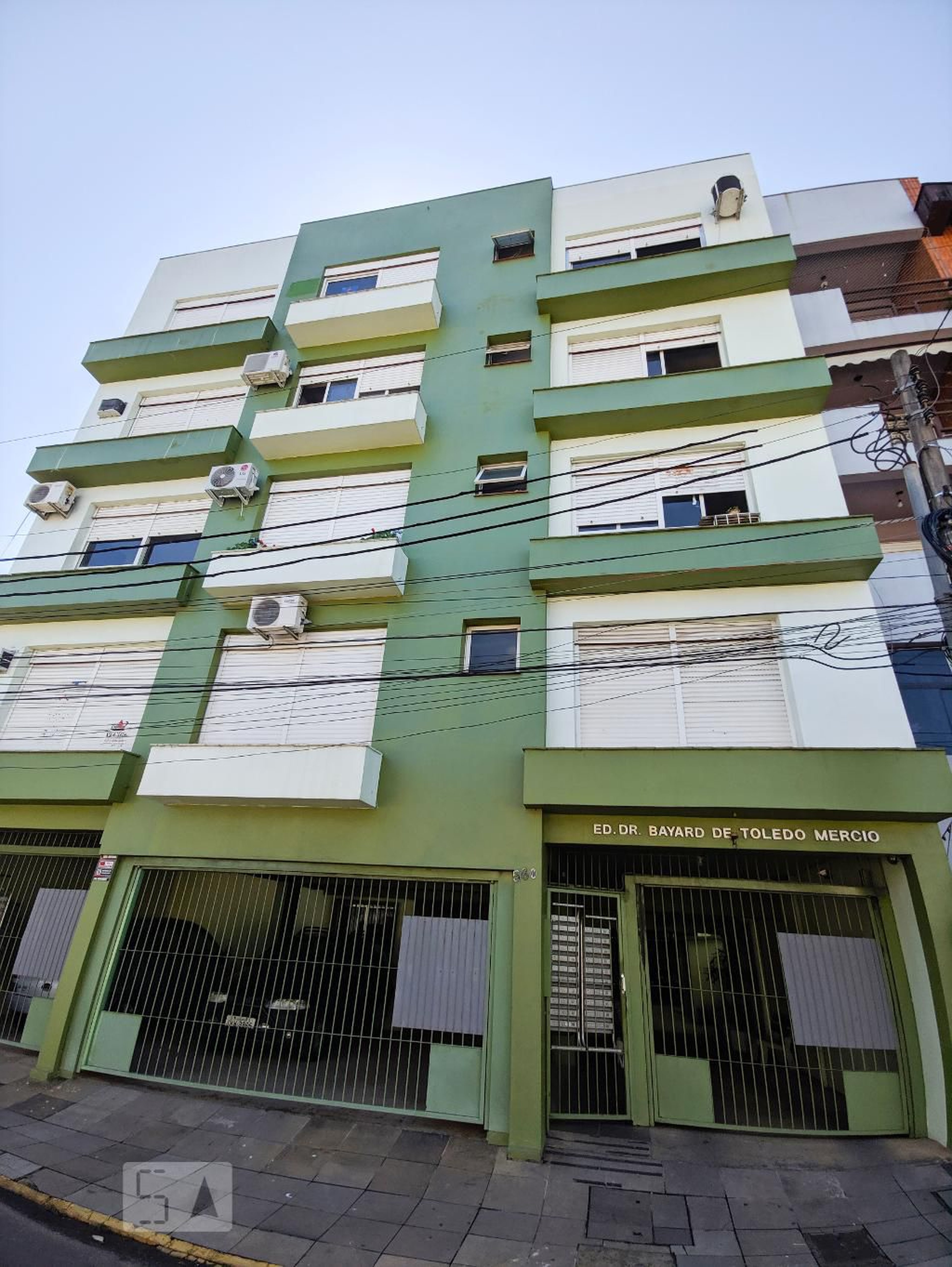 Fachada do Prédio Condomínio em Rua Santo Antônio, 560